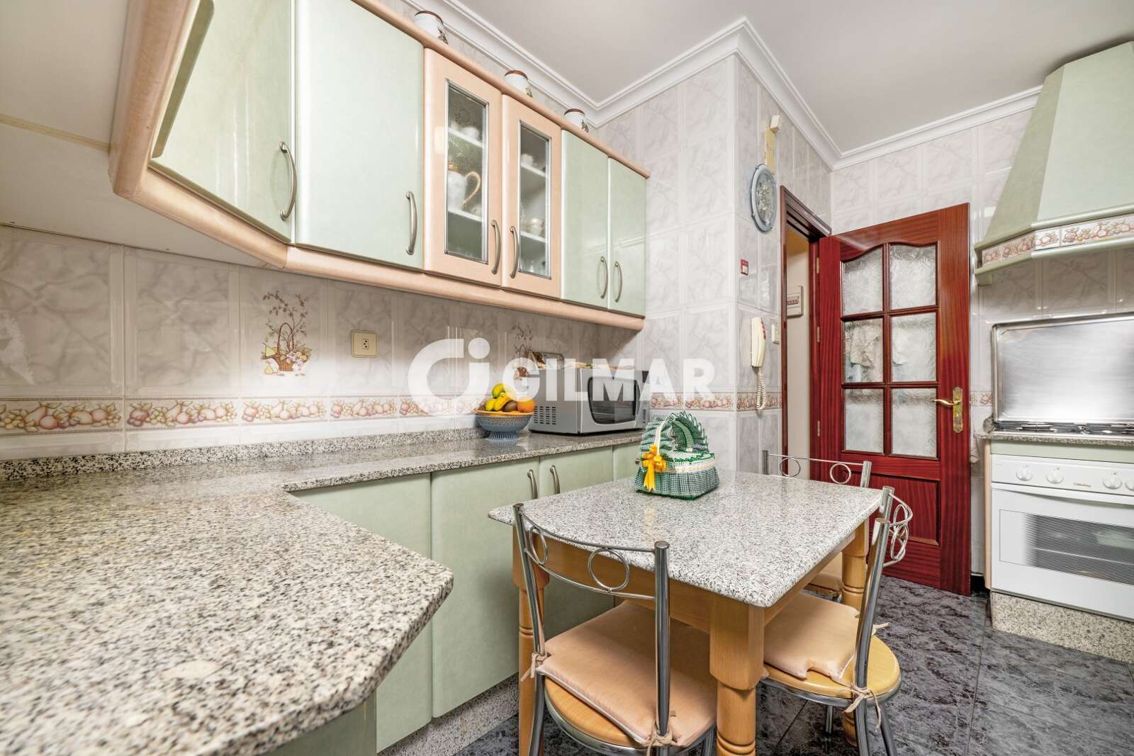 Property slider Gilmar