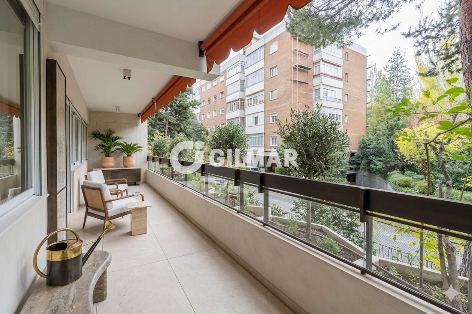 Property slider Gilmar