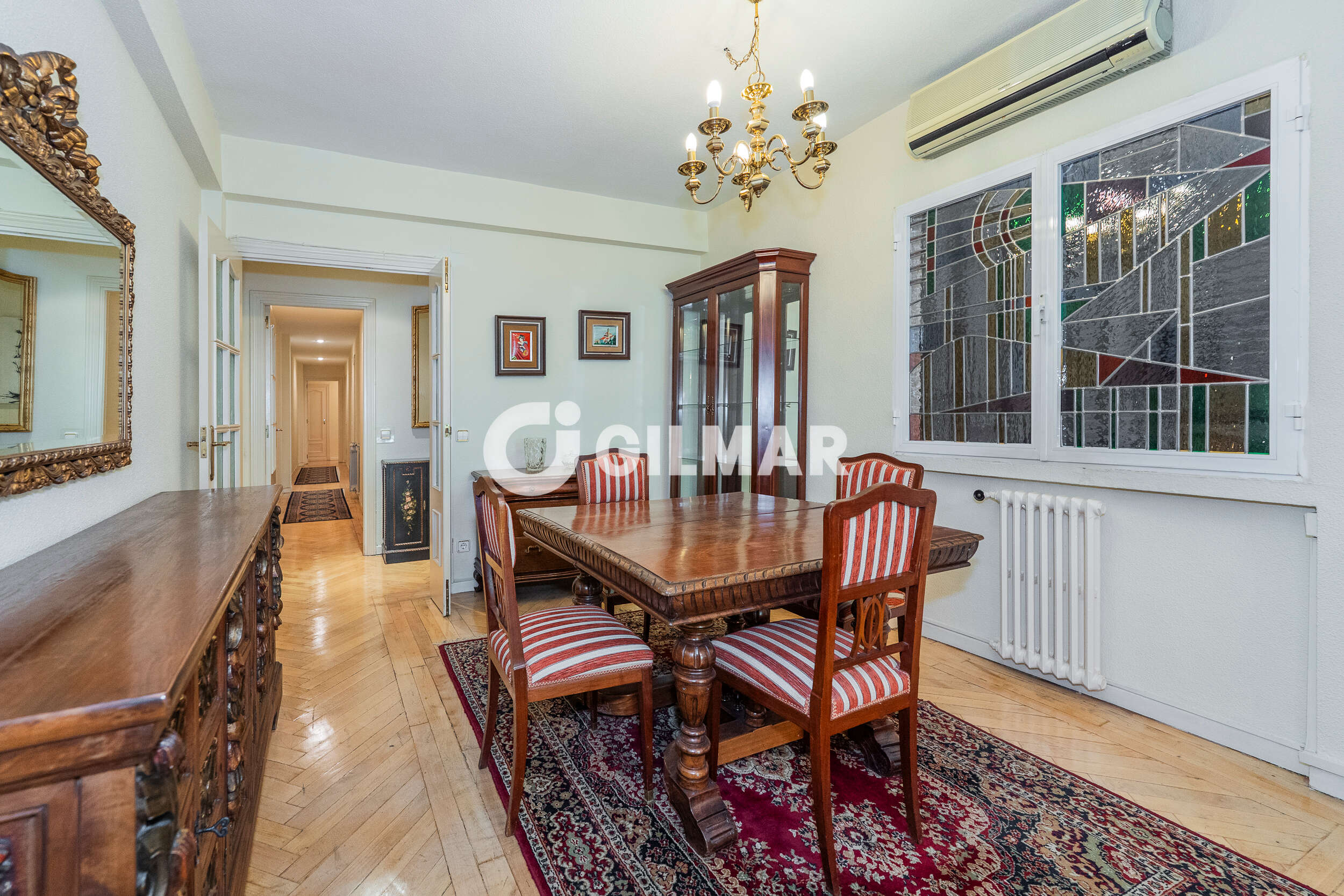 Piso · 123 m² · 3 dorm