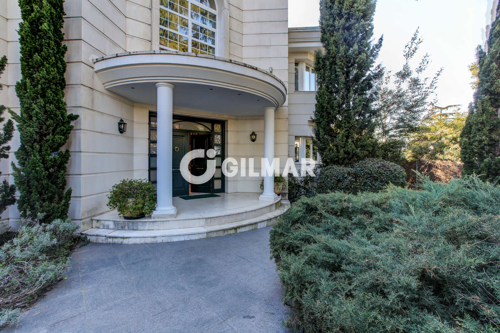 Property slider Gilmar