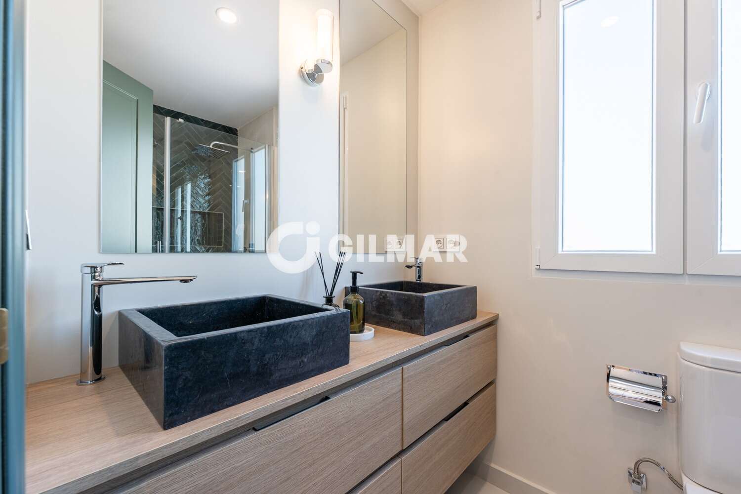 Photo of Duplex