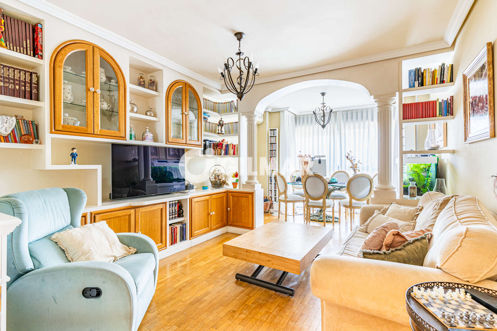 Property slider Gilmar