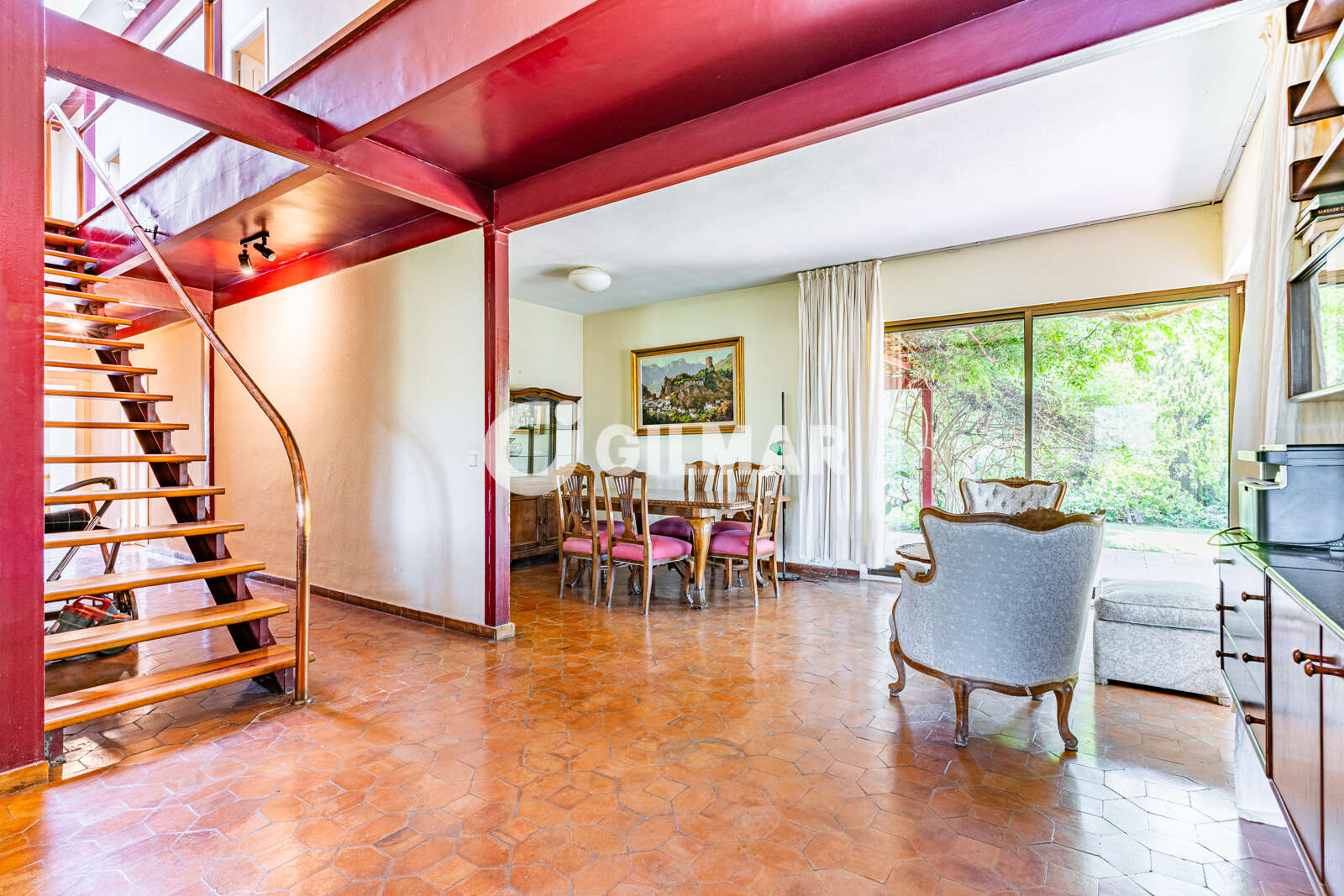 Property slider Gilmar