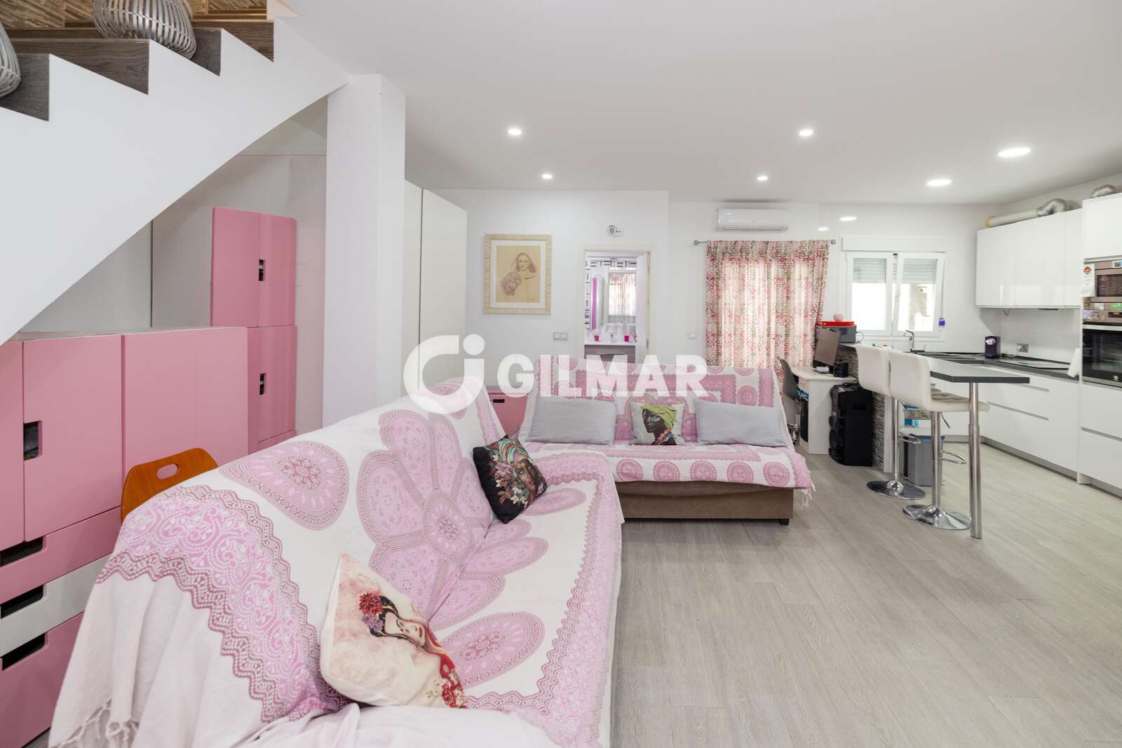 Property slider Gilmar