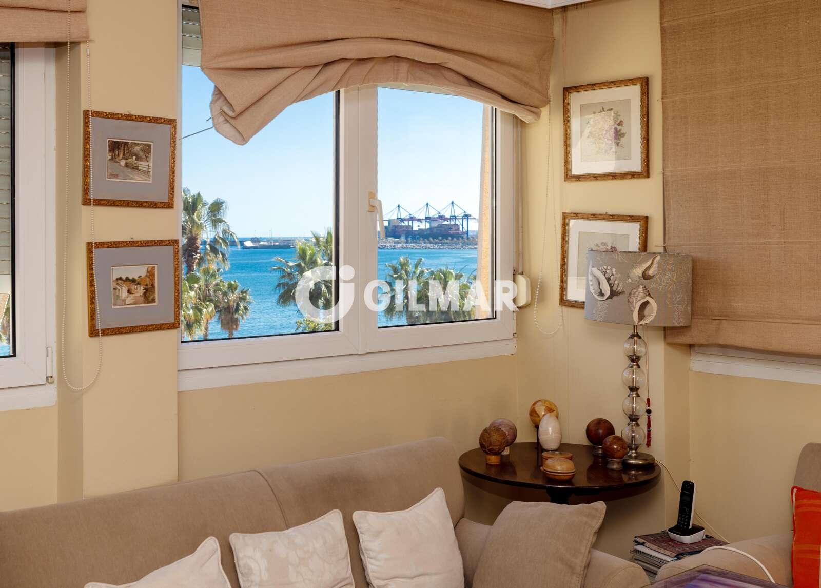 Property slider Gilmar