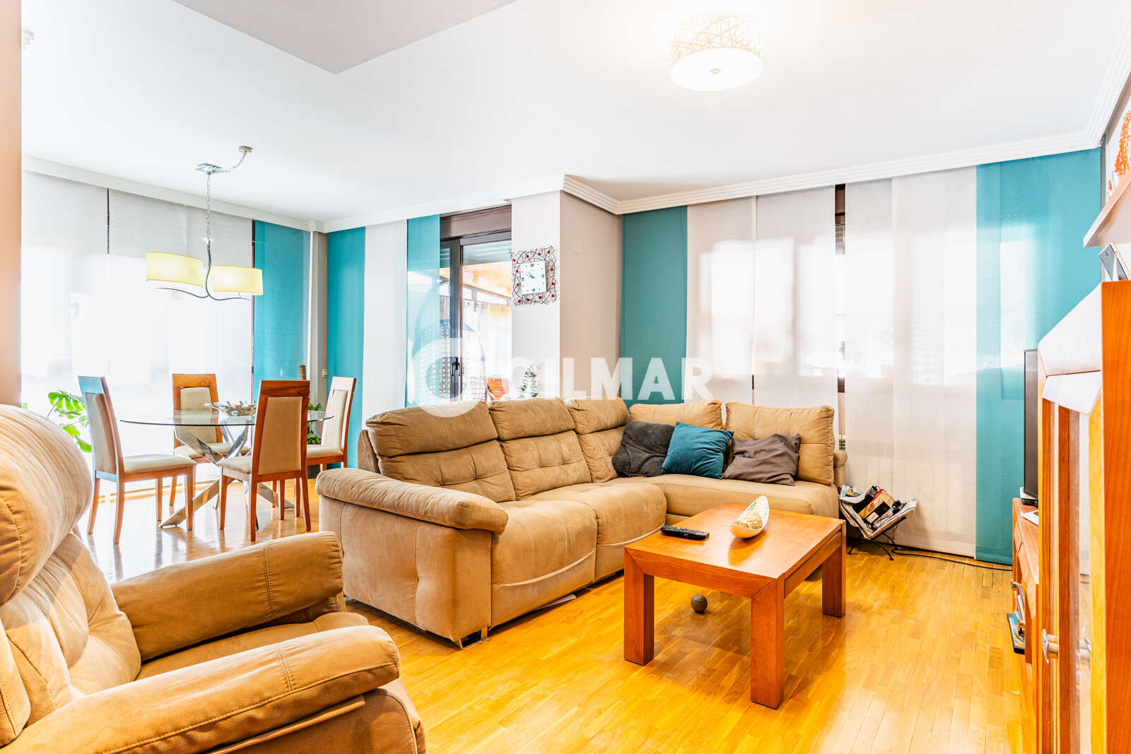 Property slider Gilmar