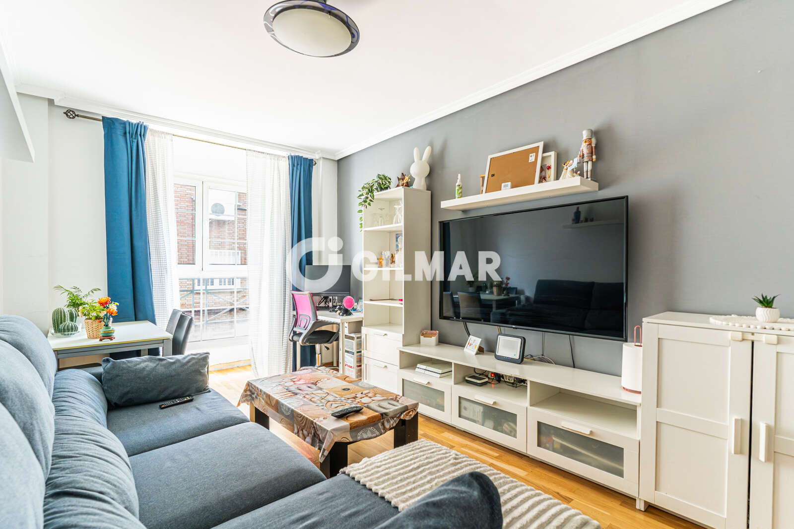 Property slider Gilmar