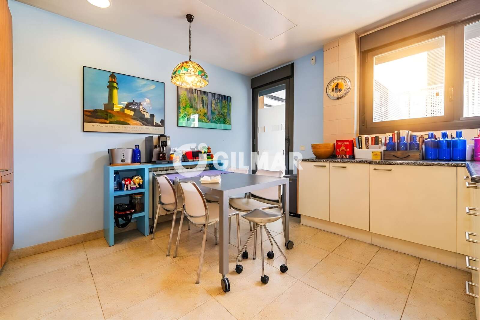 Property slider Gilmar
