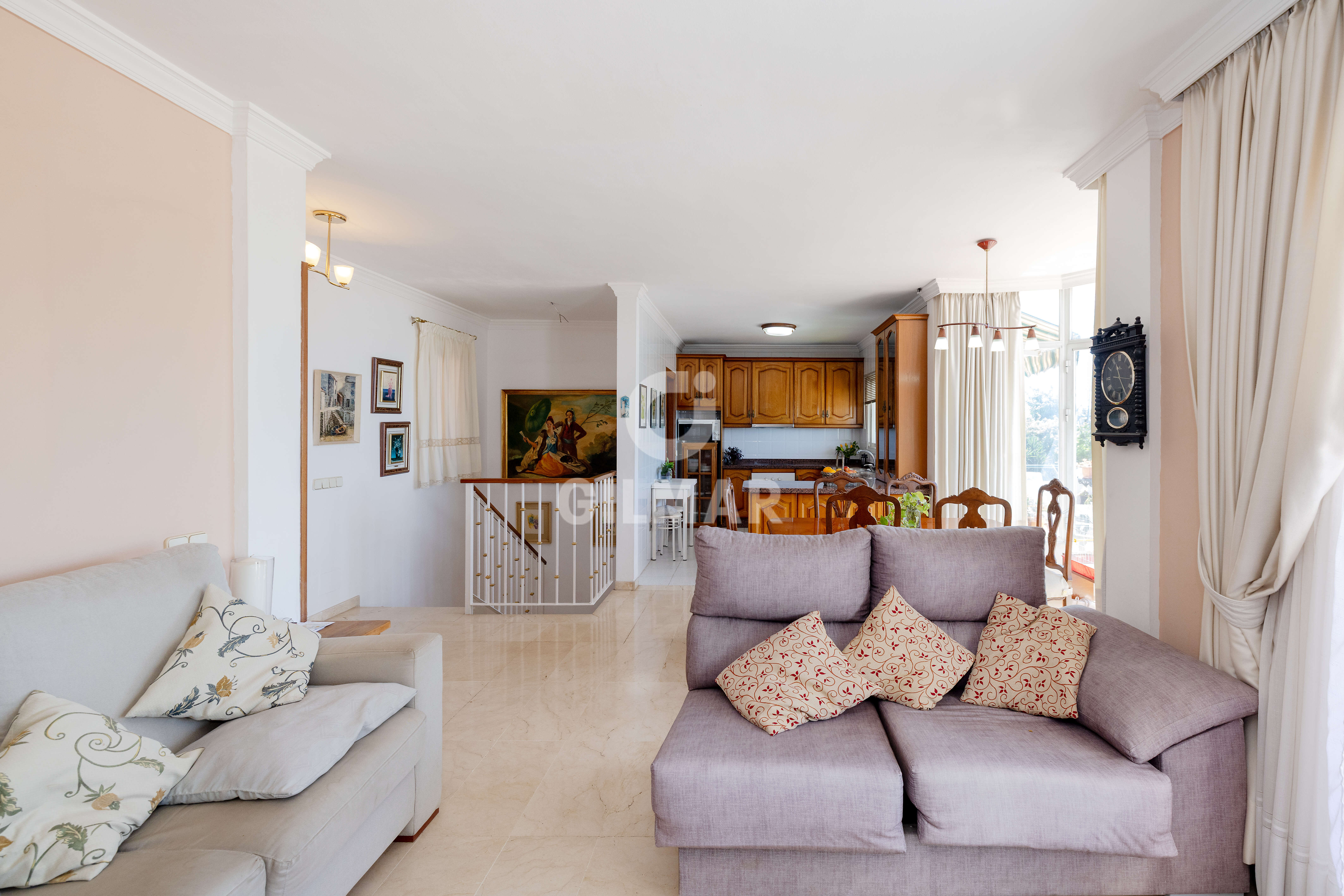 Photo of Semi-detached house