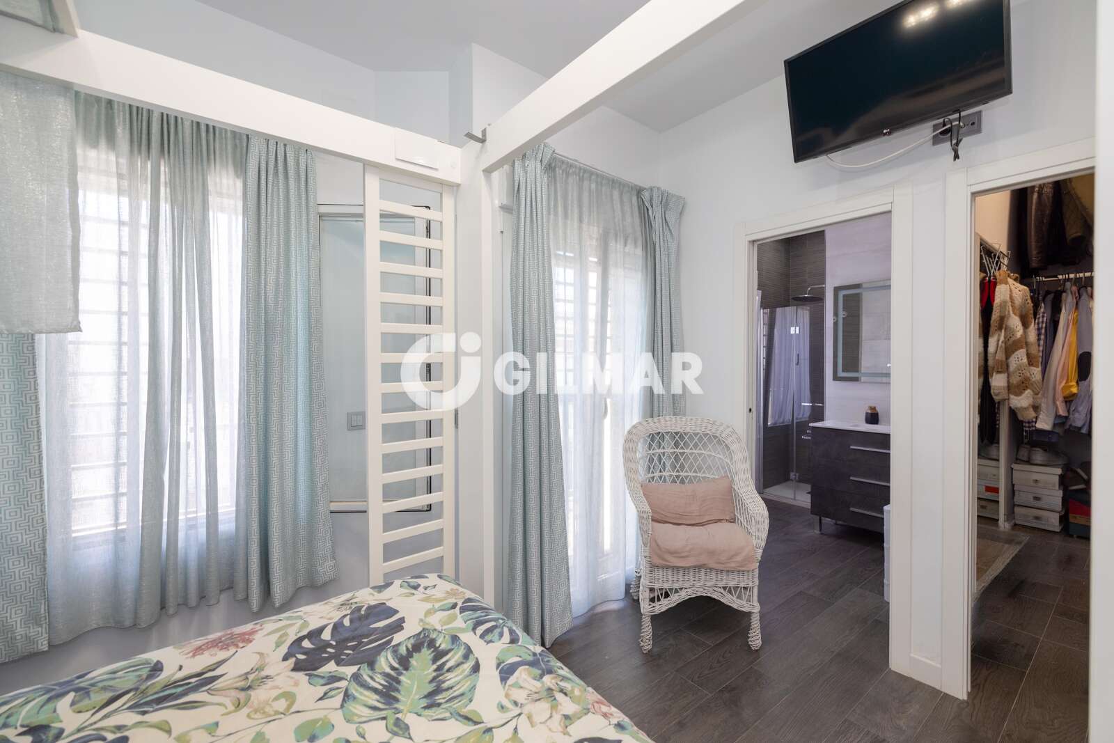 Property slider Gilmar