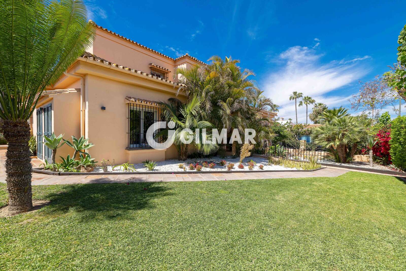 Property slider Gilmar