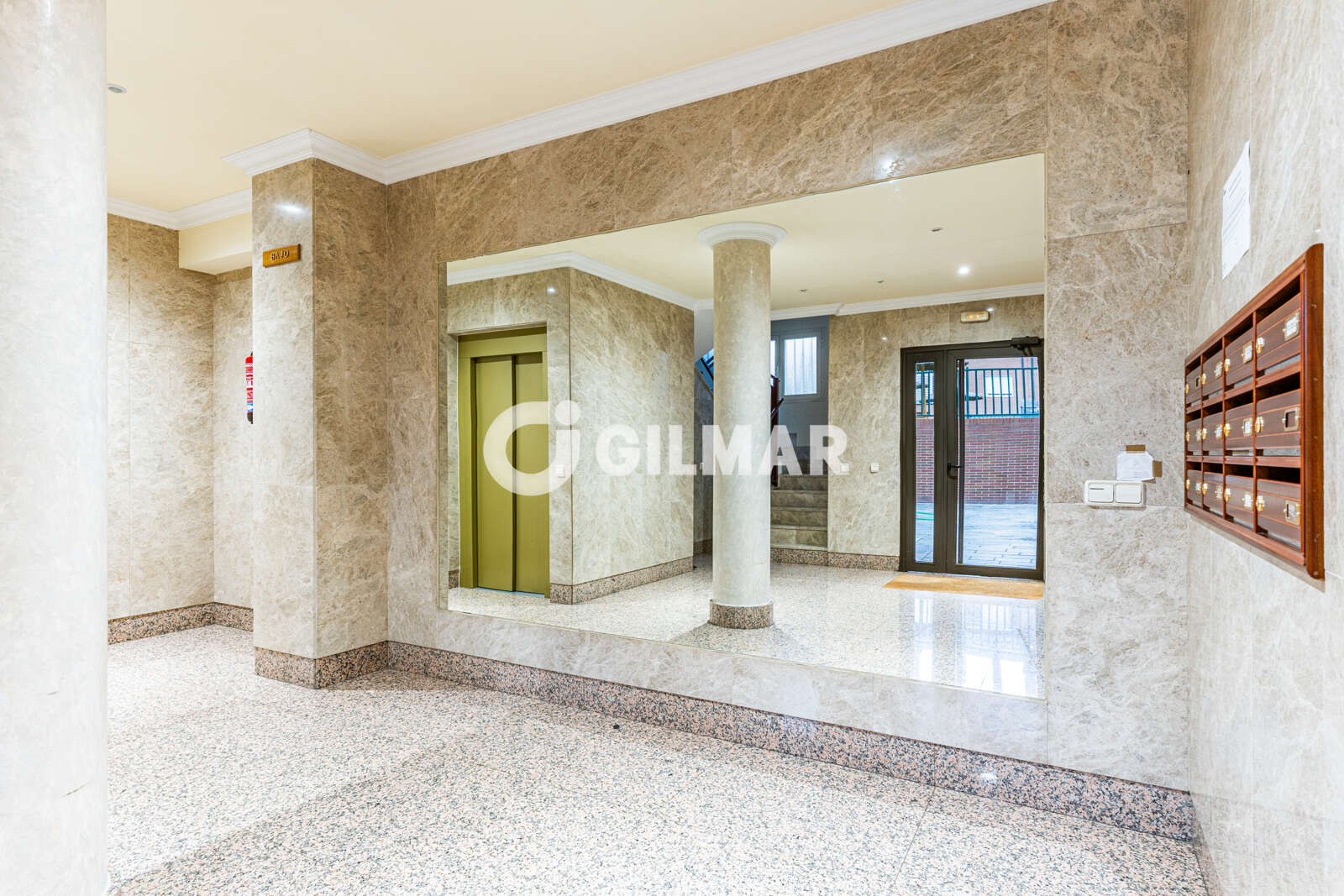 Property slider Gilmar