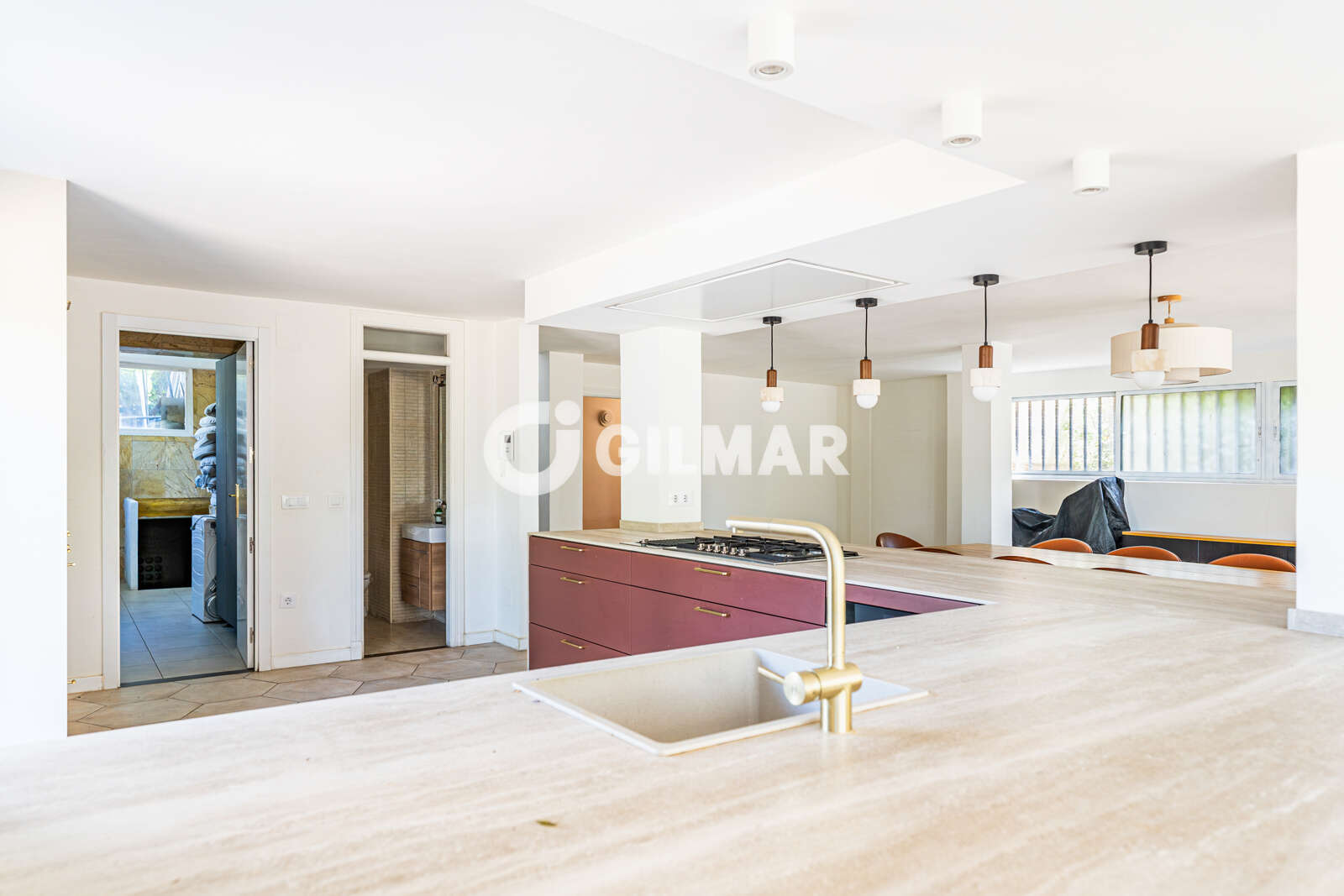 Property slider Gilmar