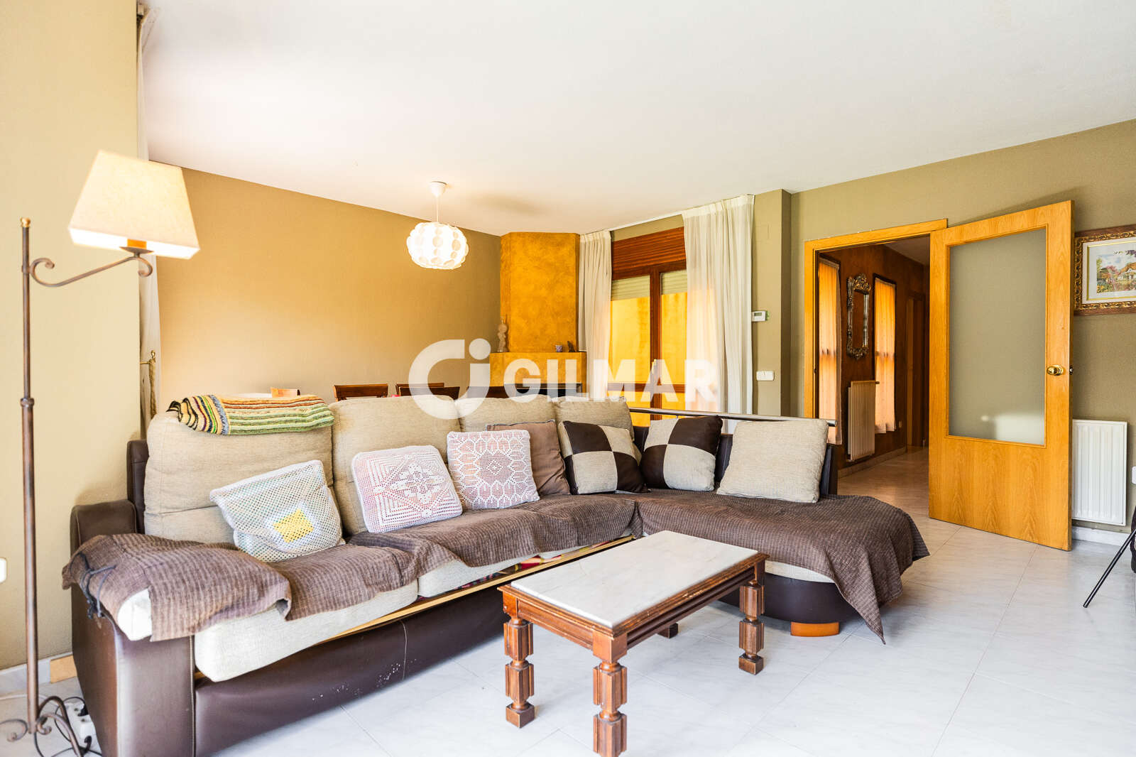 Property slider Gilmar