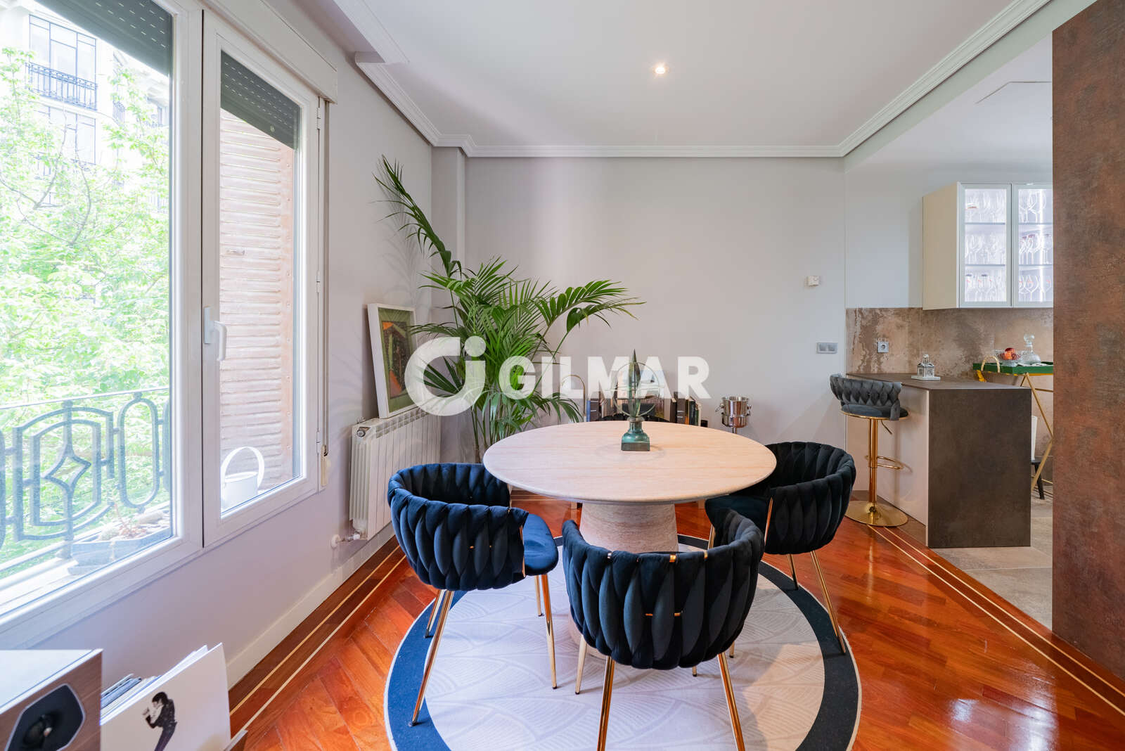 Property slider Gilmar