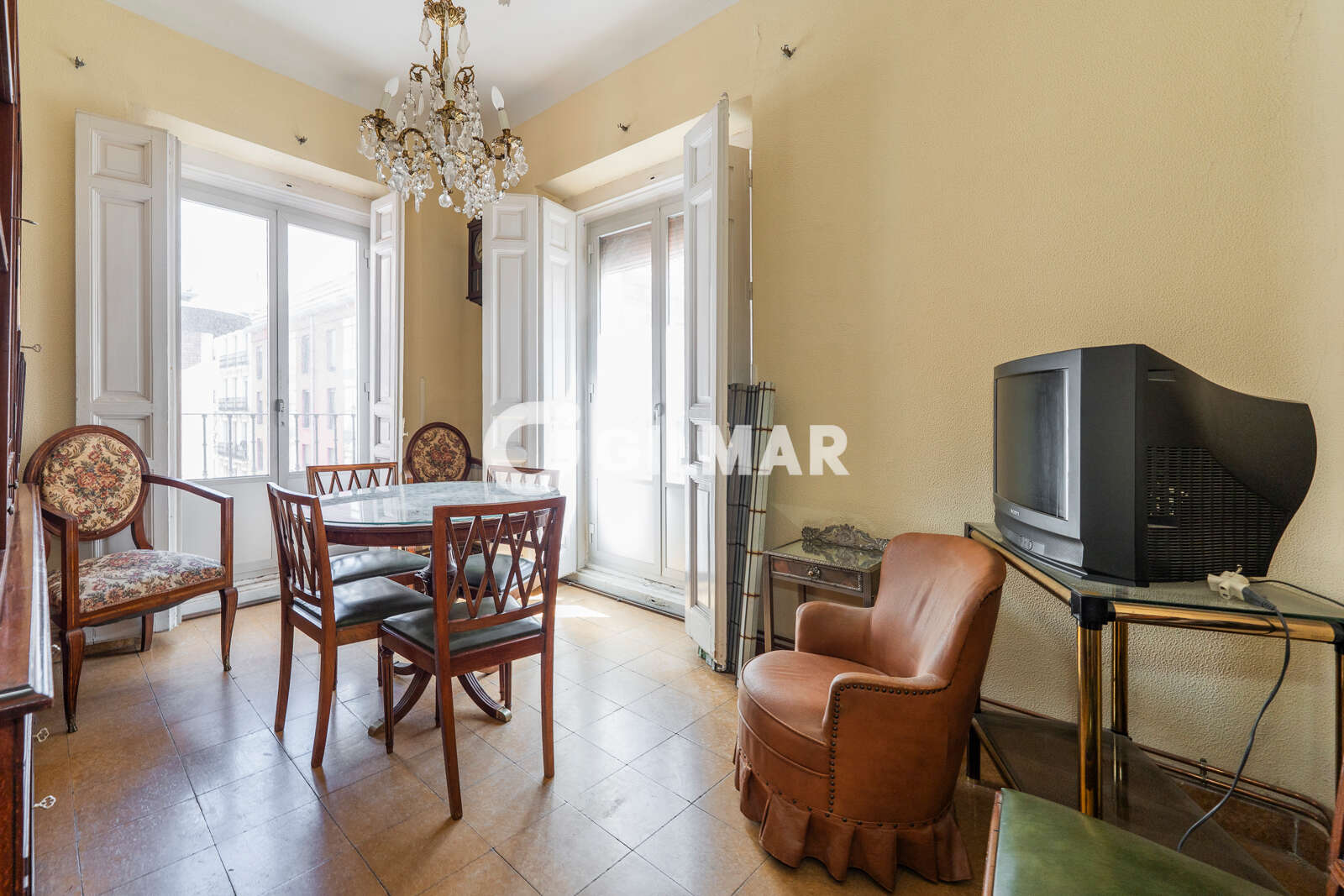 Property slider Gilmar