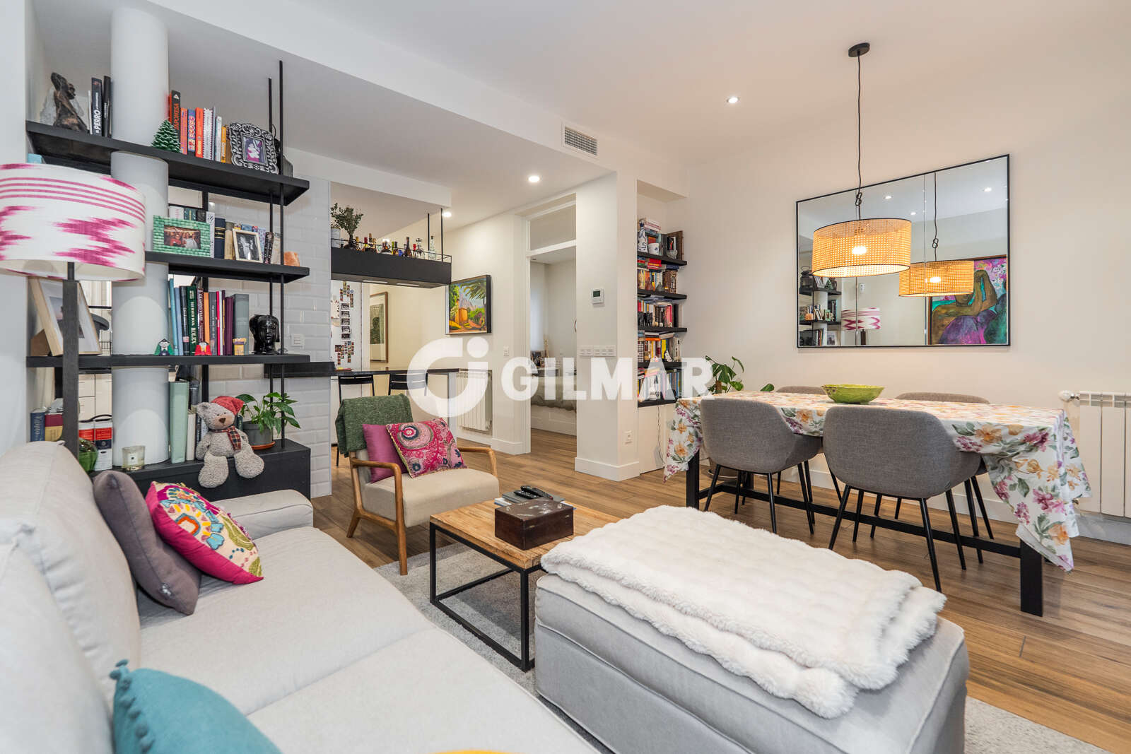 Property slider Gilmar