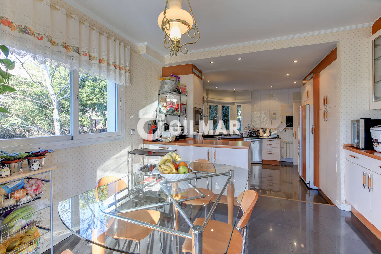 Property slider Gilmar