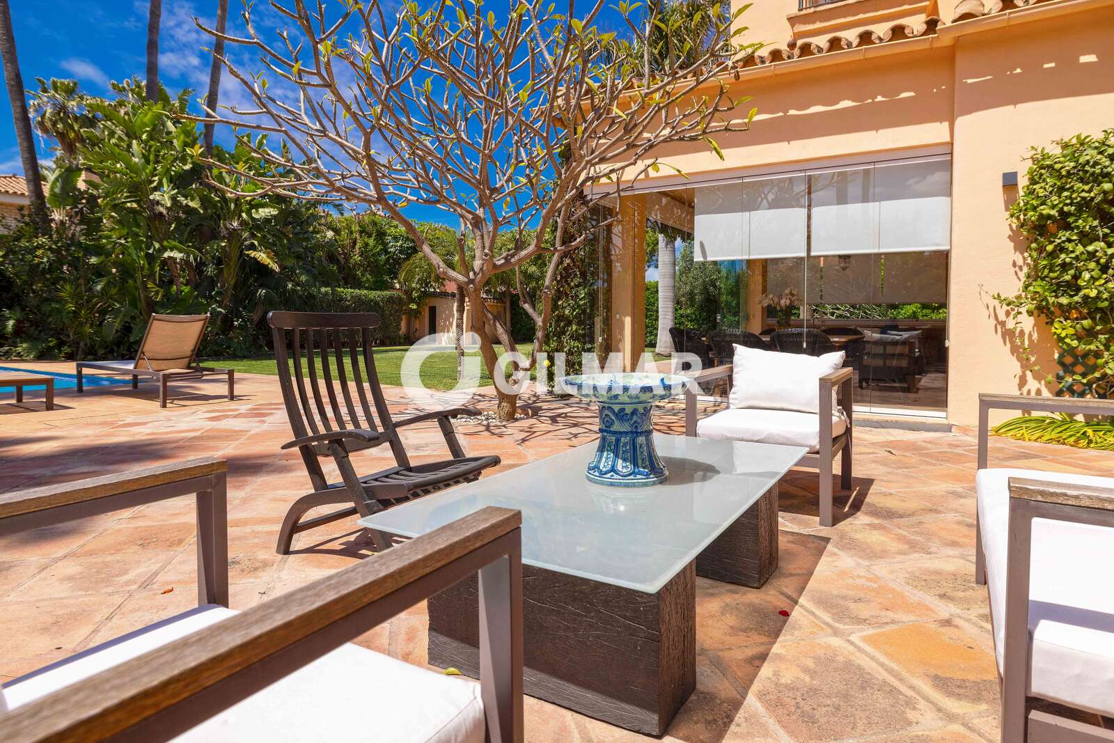 Property slider Gilmar