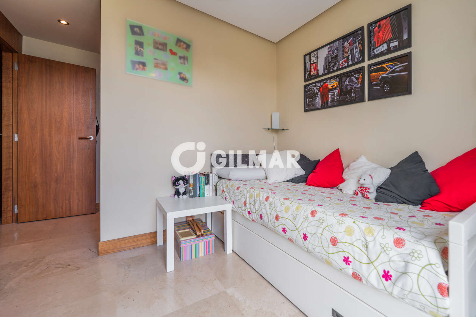 Property slider Gilmar
