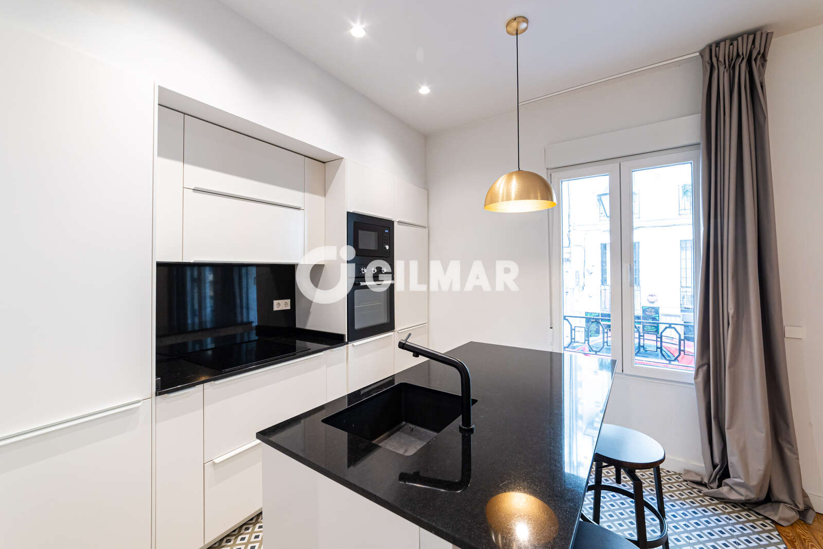 Property slider Gilmar