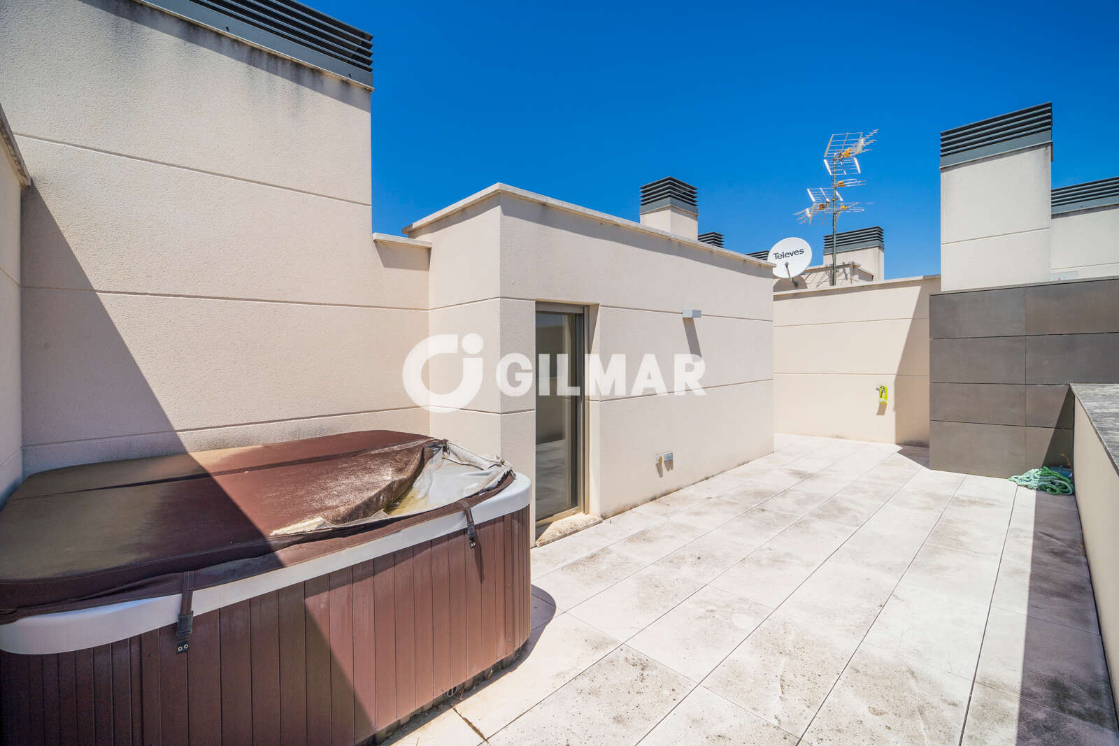 Property slider Gilmar