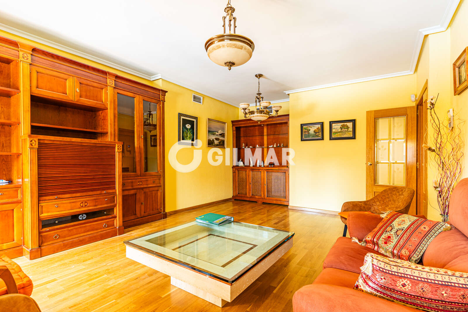 Property slider Gilmar