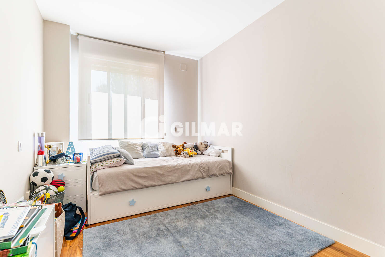 Property slider Gilmar