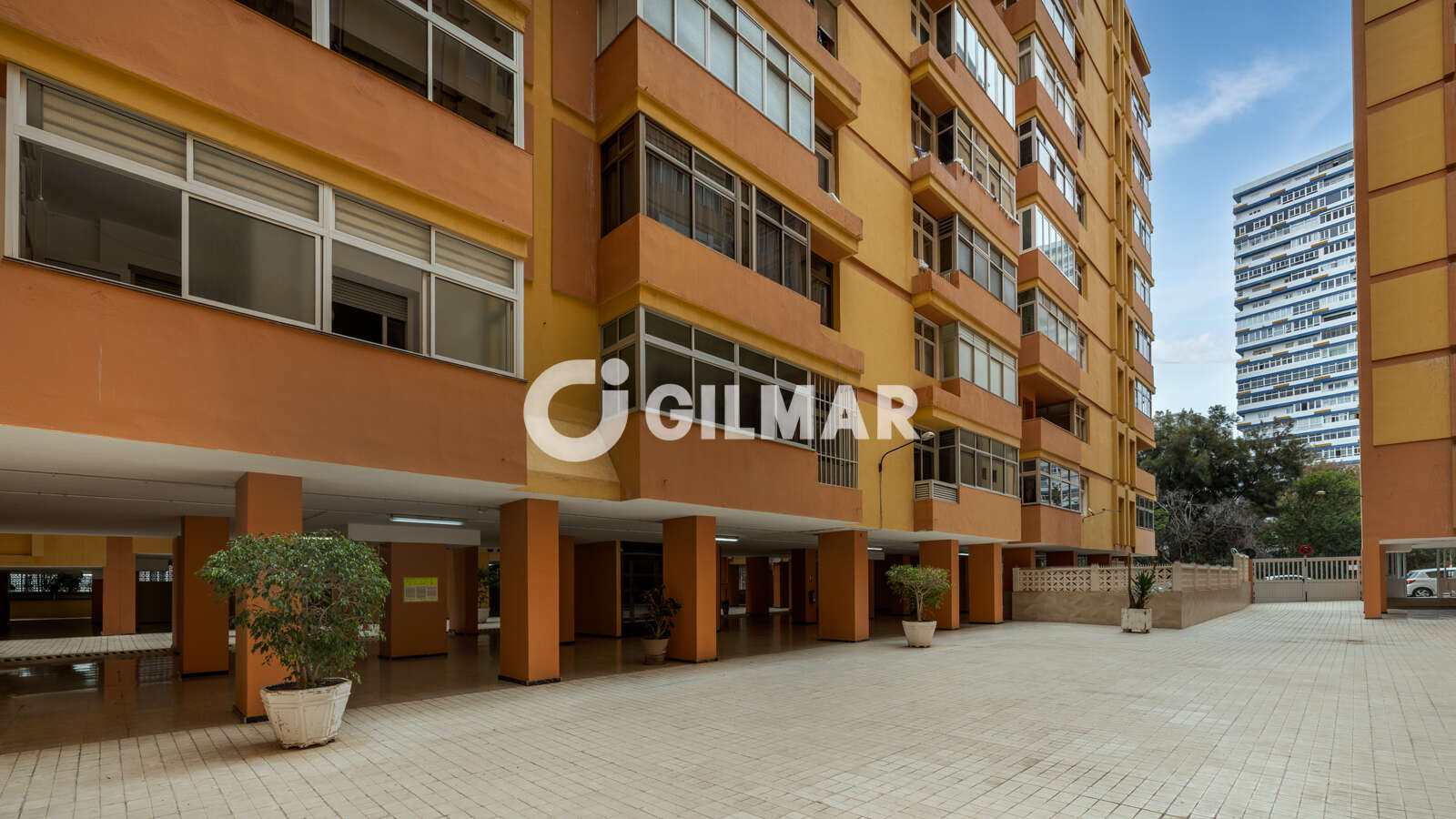 Property slider Gilmar