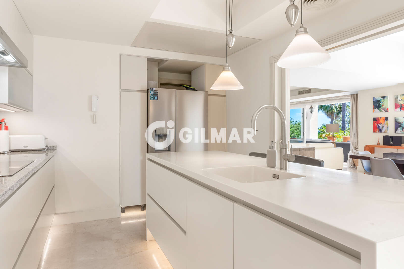 Property slider Gilmar