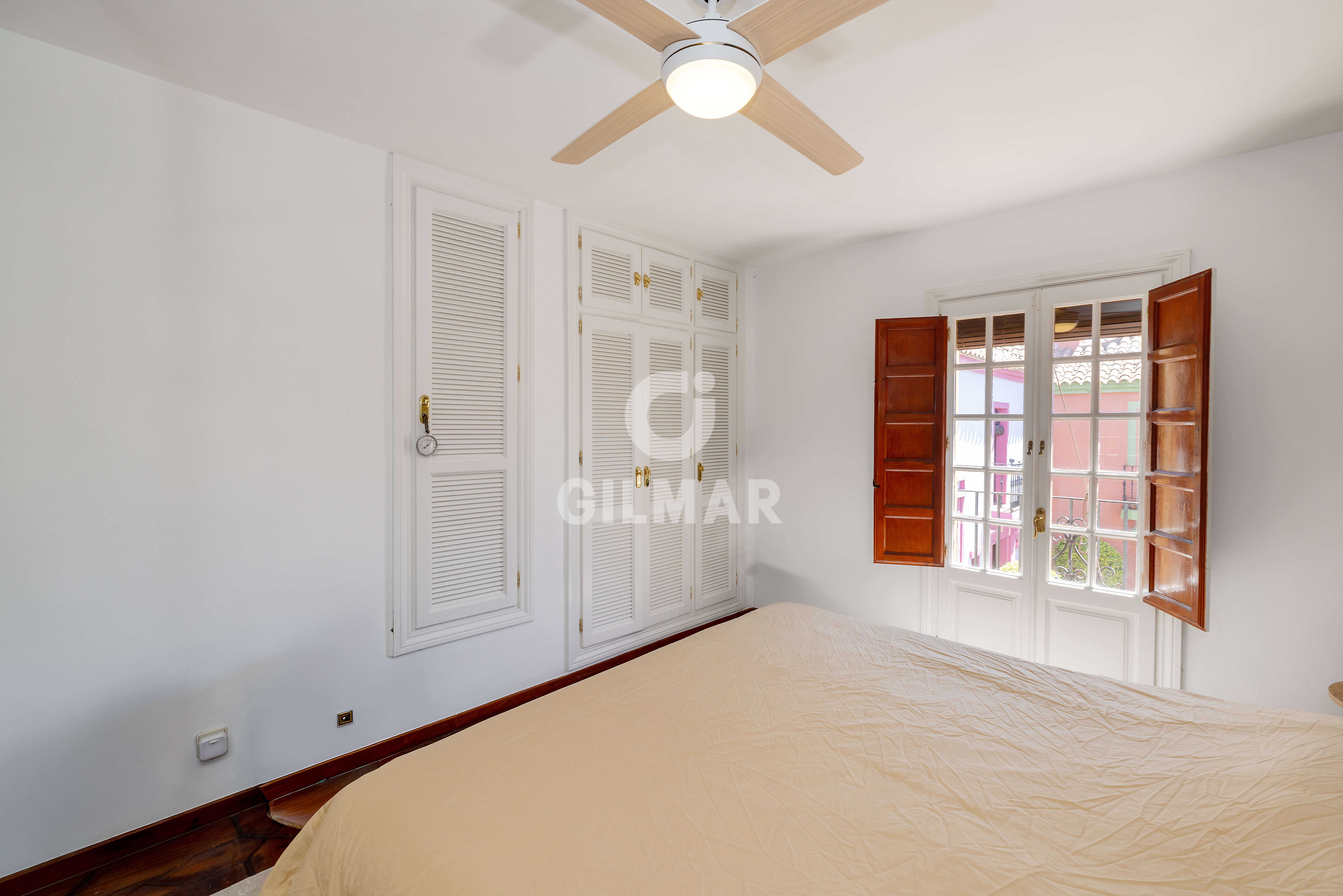 Photo of Townhouse