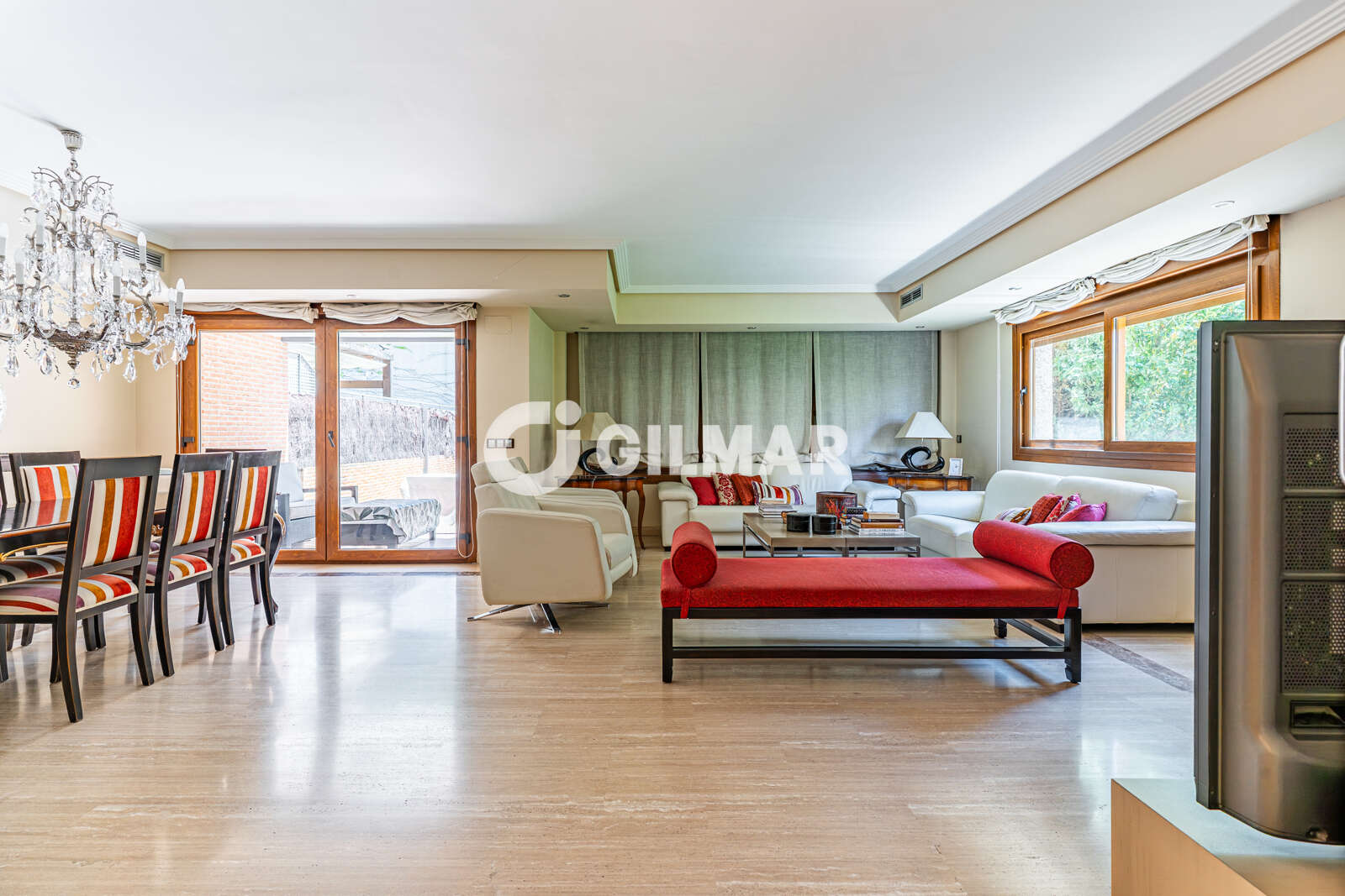 Property slider Gilmar