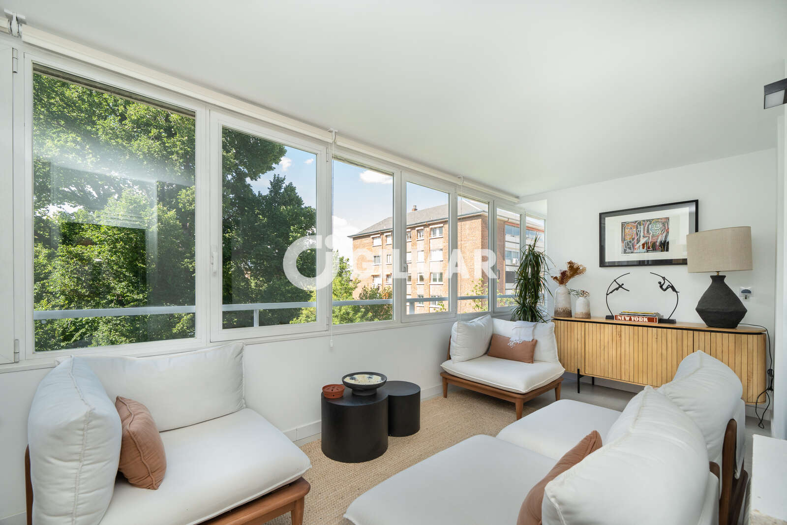Property slider Gilmar