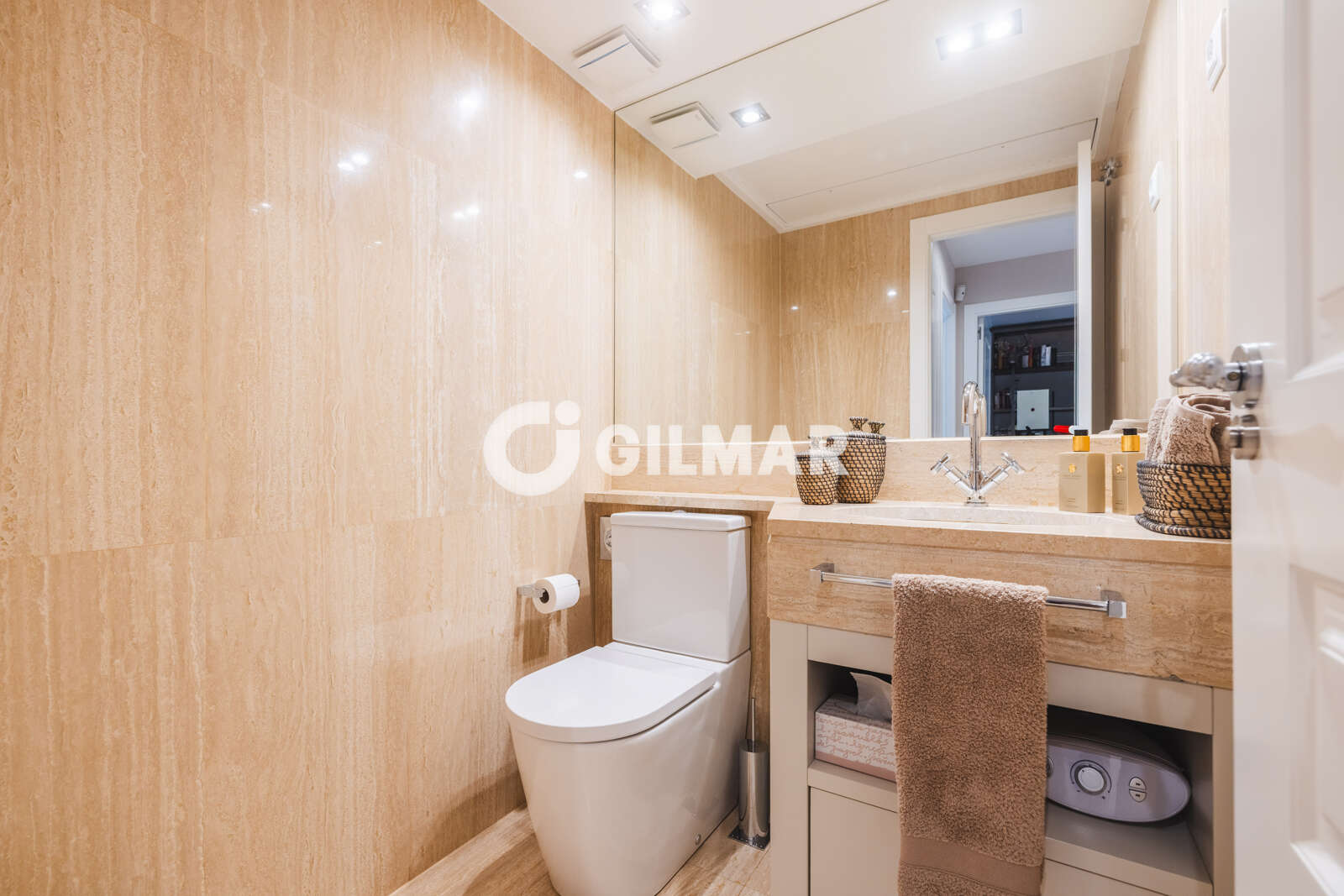 Property slider Gilmar