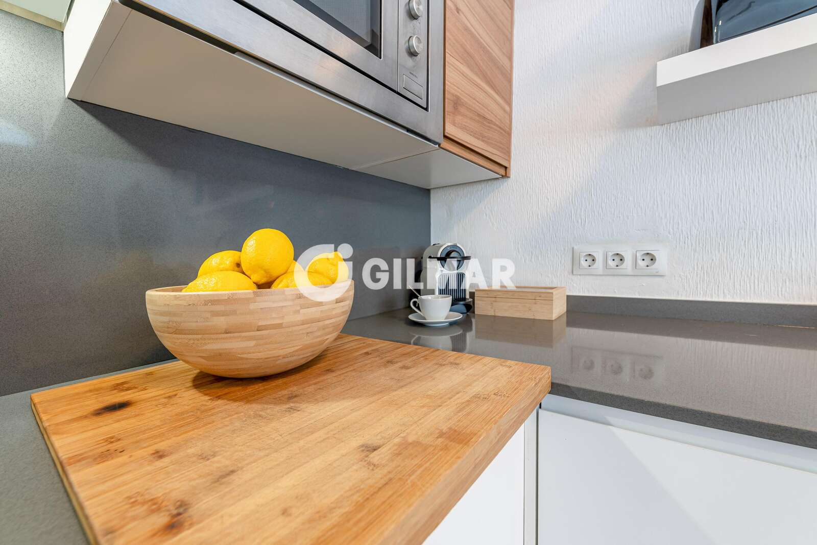 Property slider Gilmar