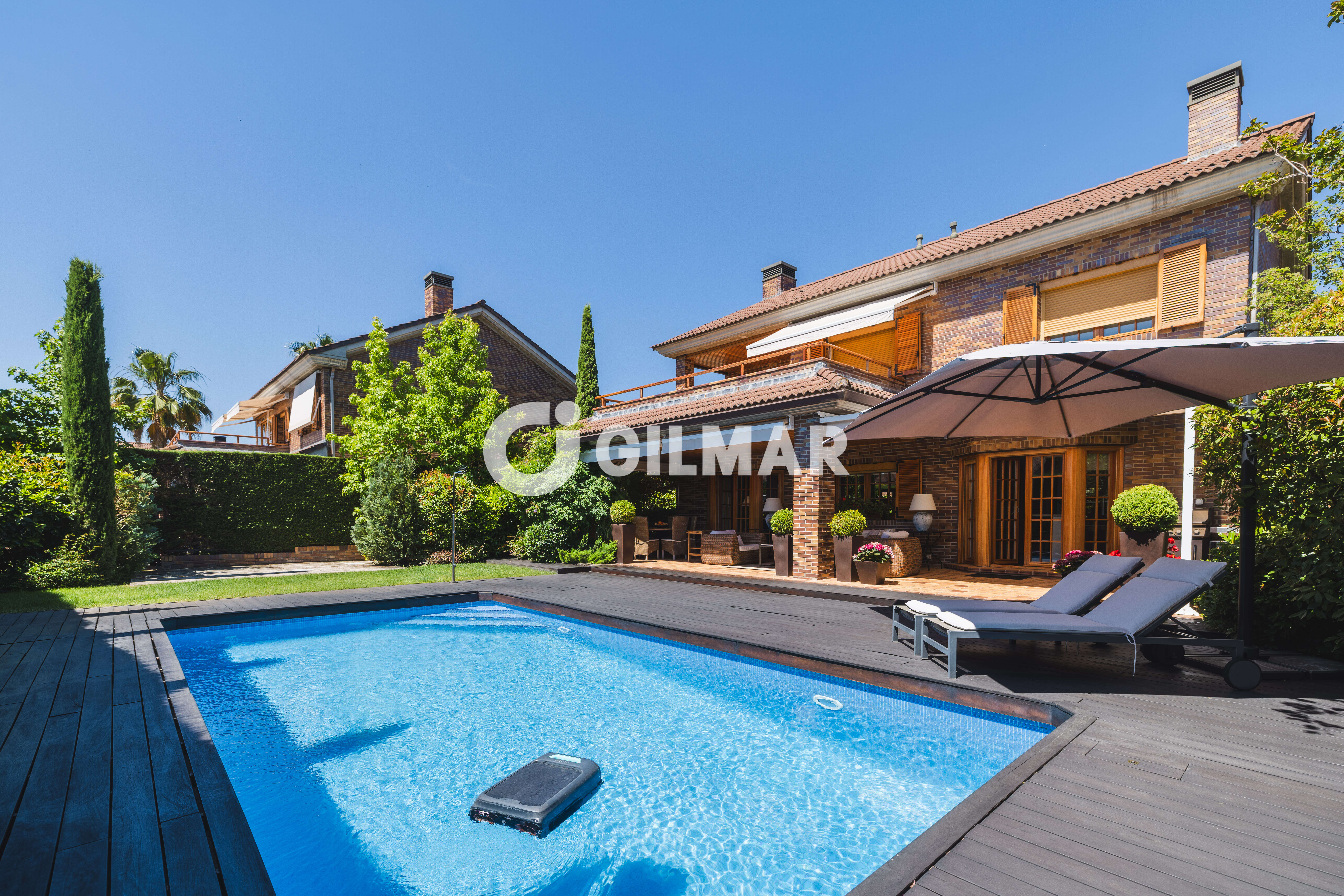 Chalet · 422 m² · 6 dorm