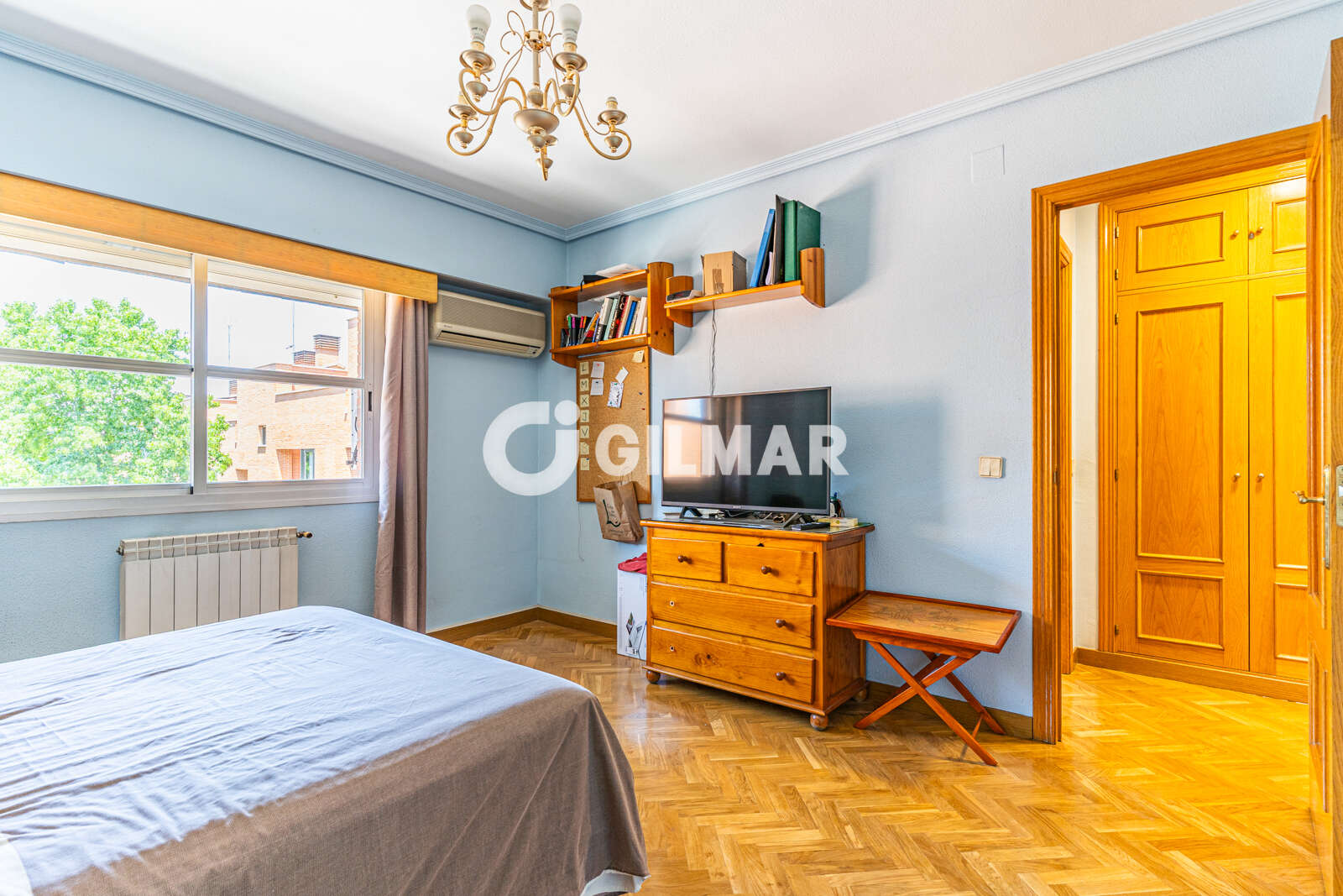Property slider Gilmar