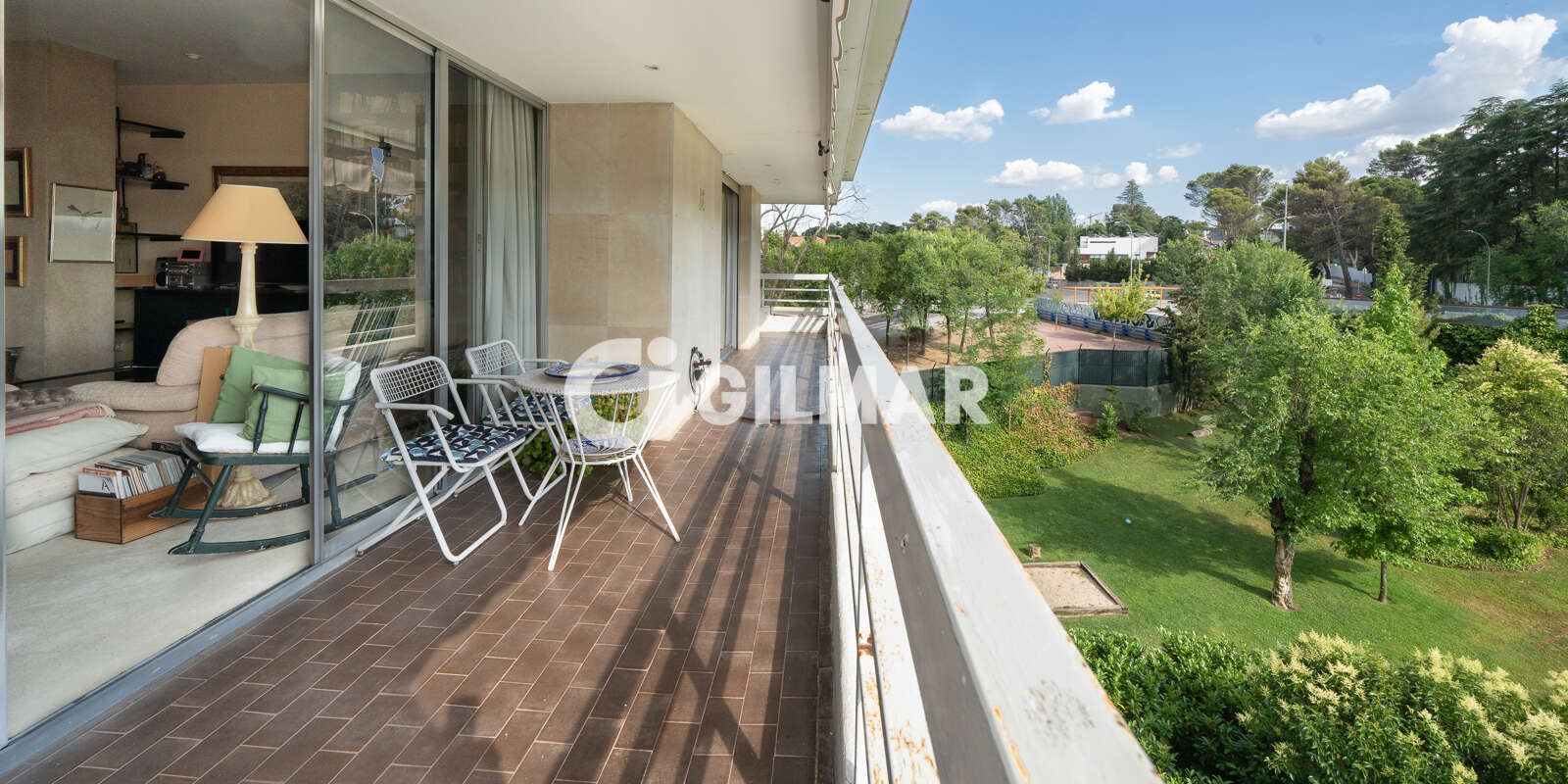 Property slider Gilmar