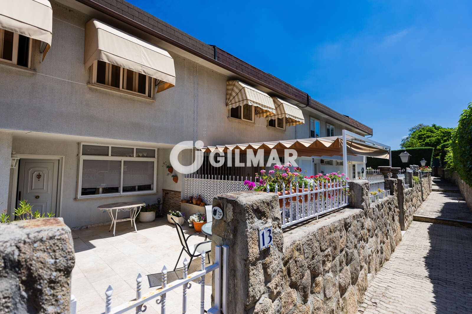 Property slider Gilmar