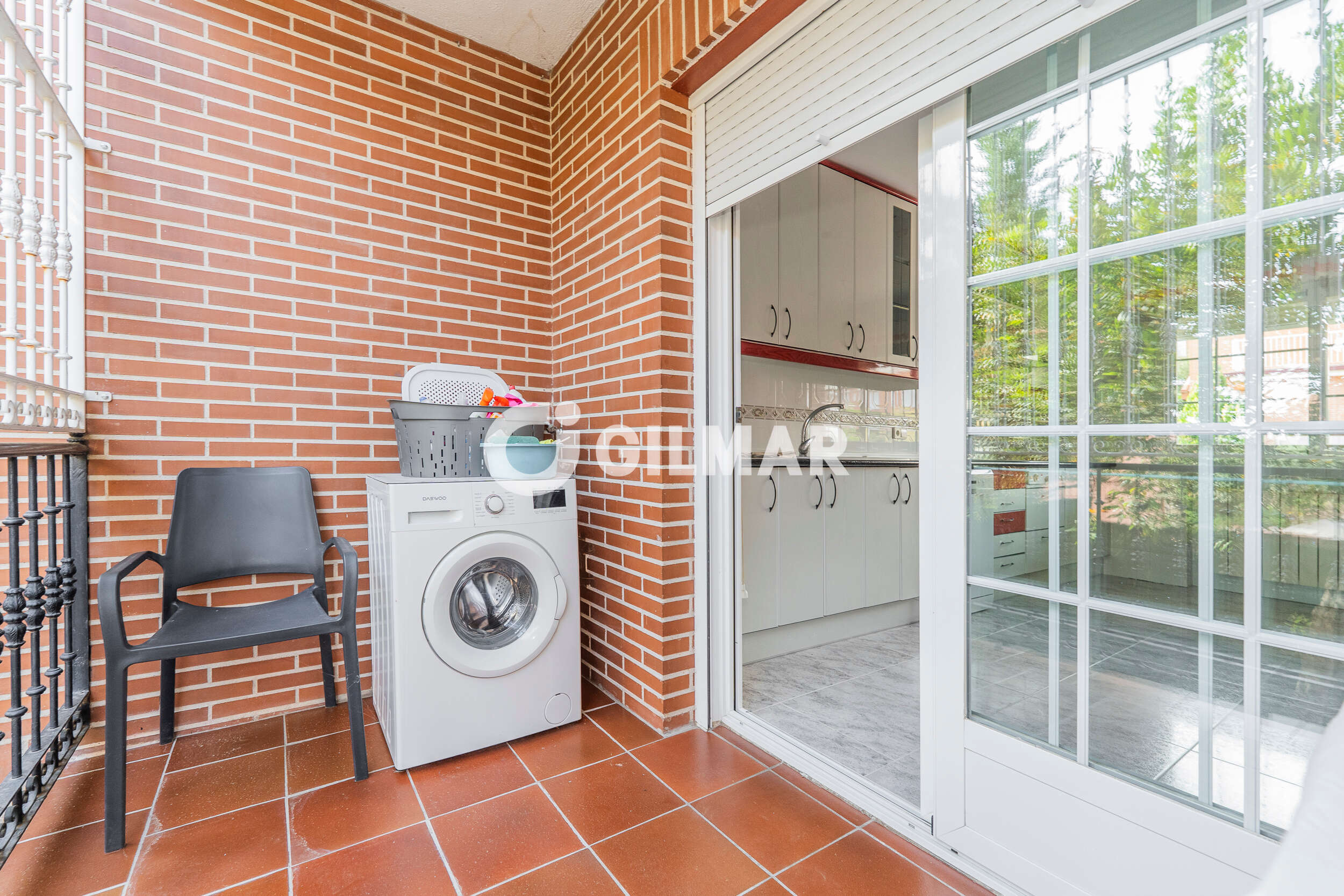 Photo of Semi-detached house