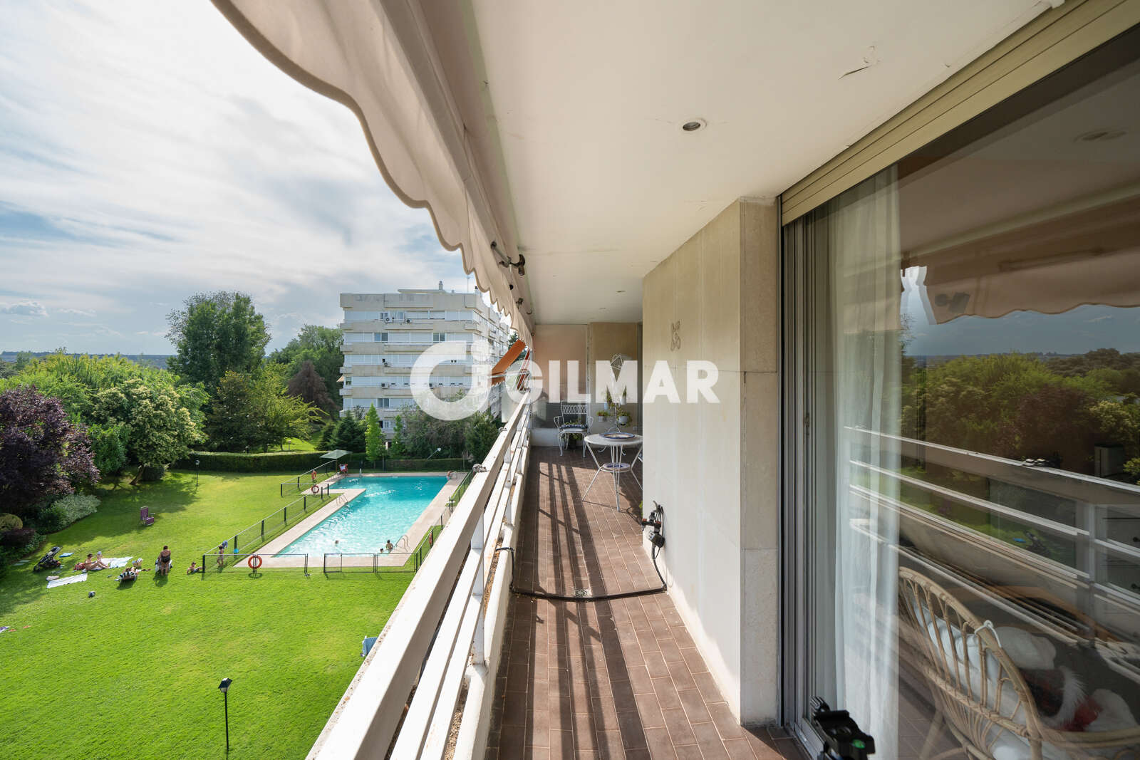 Property slider Gilmar