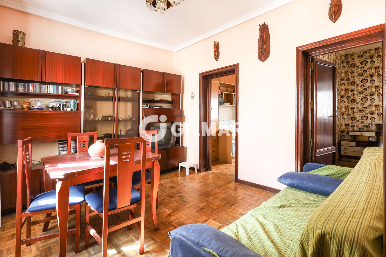 Property slider Gilmar