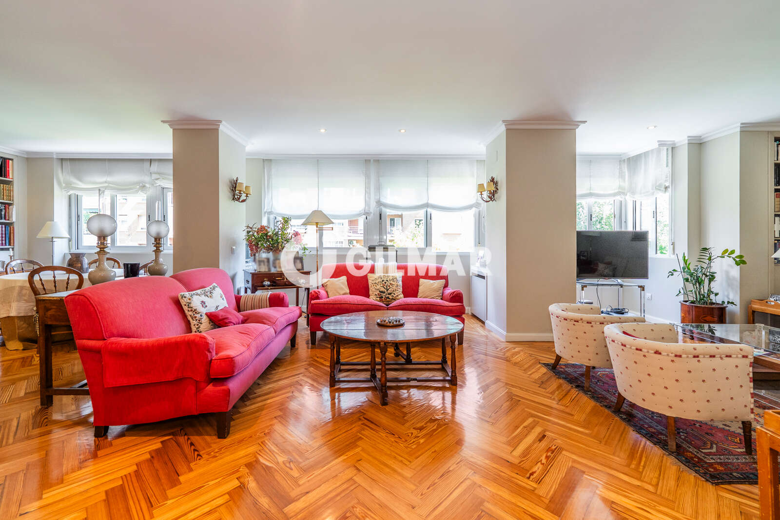 Property slider Gilmar