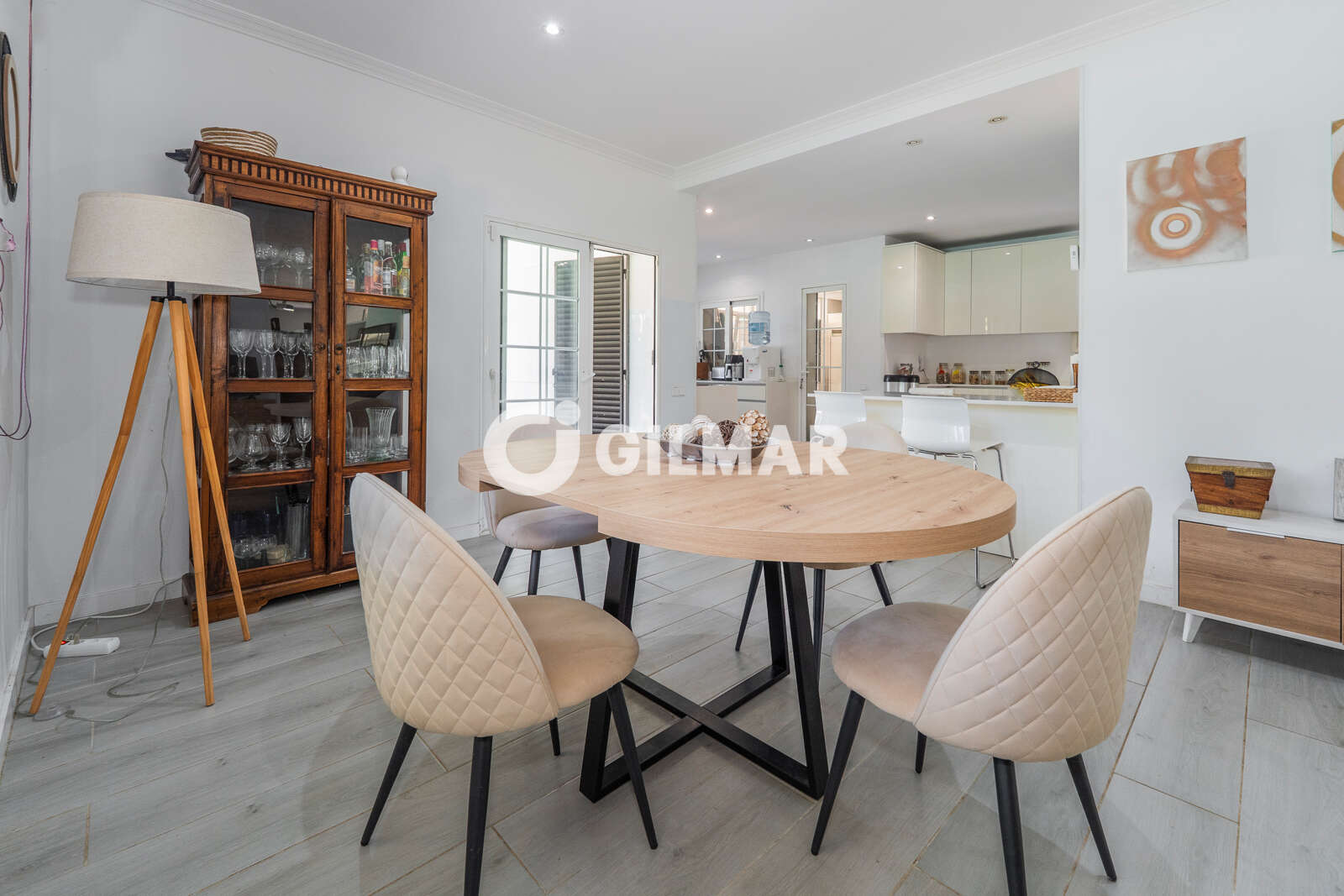 Property slider Gilmar