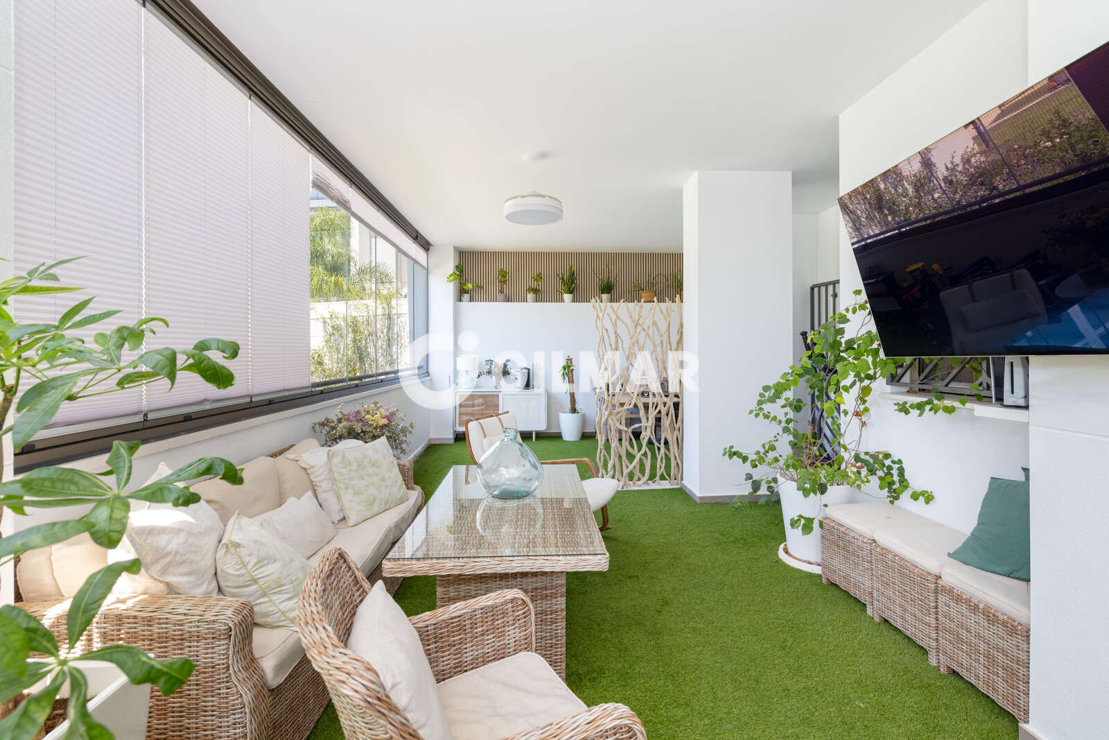 Property slider Gilmar