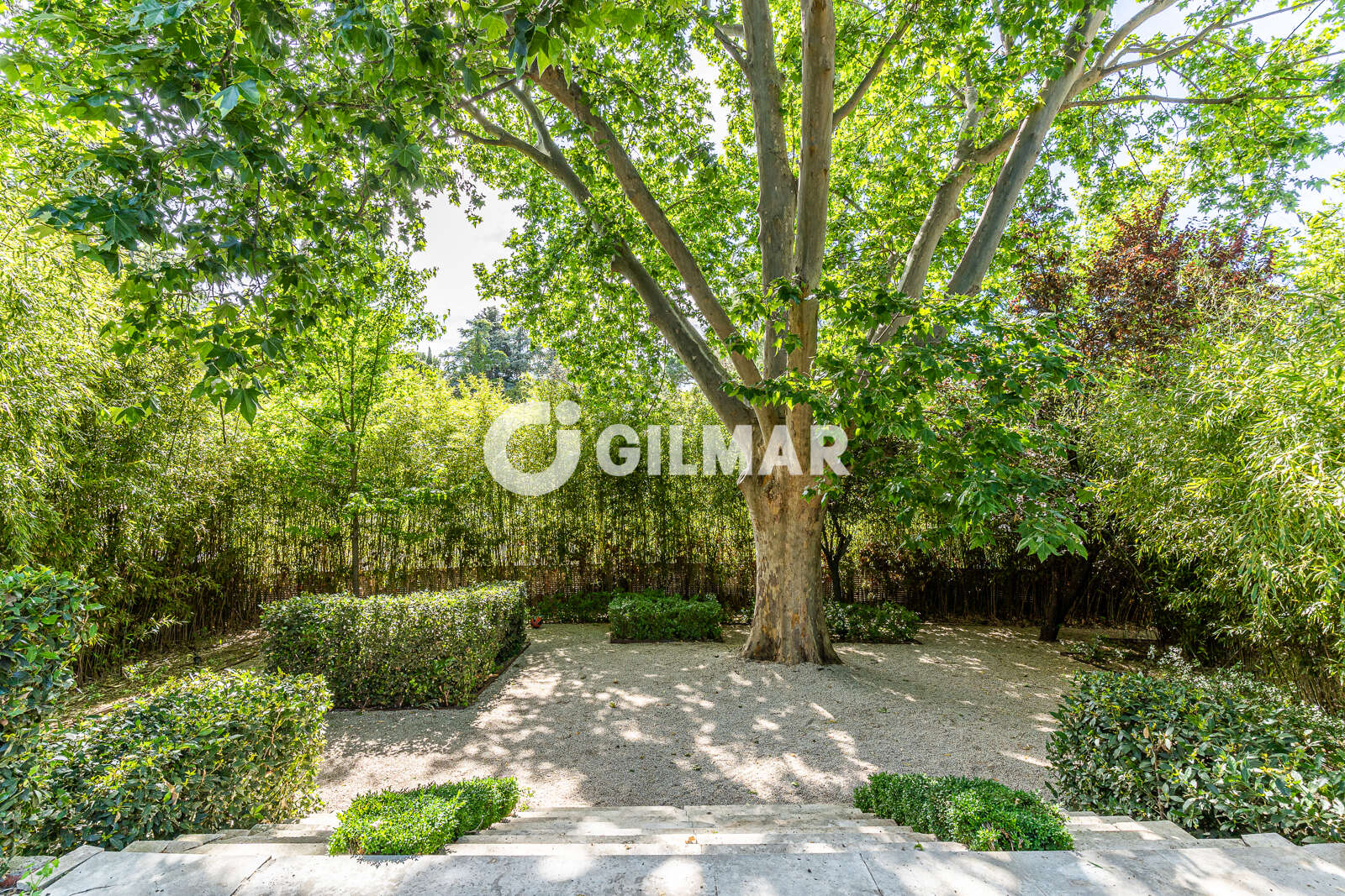 Property slider Gilmar