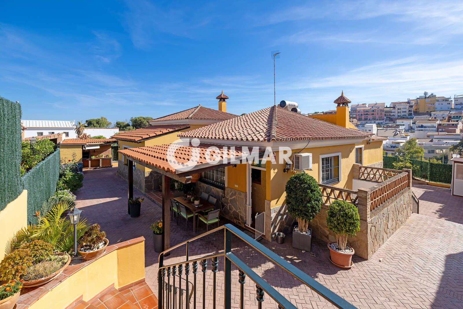 Property slider Gilmar