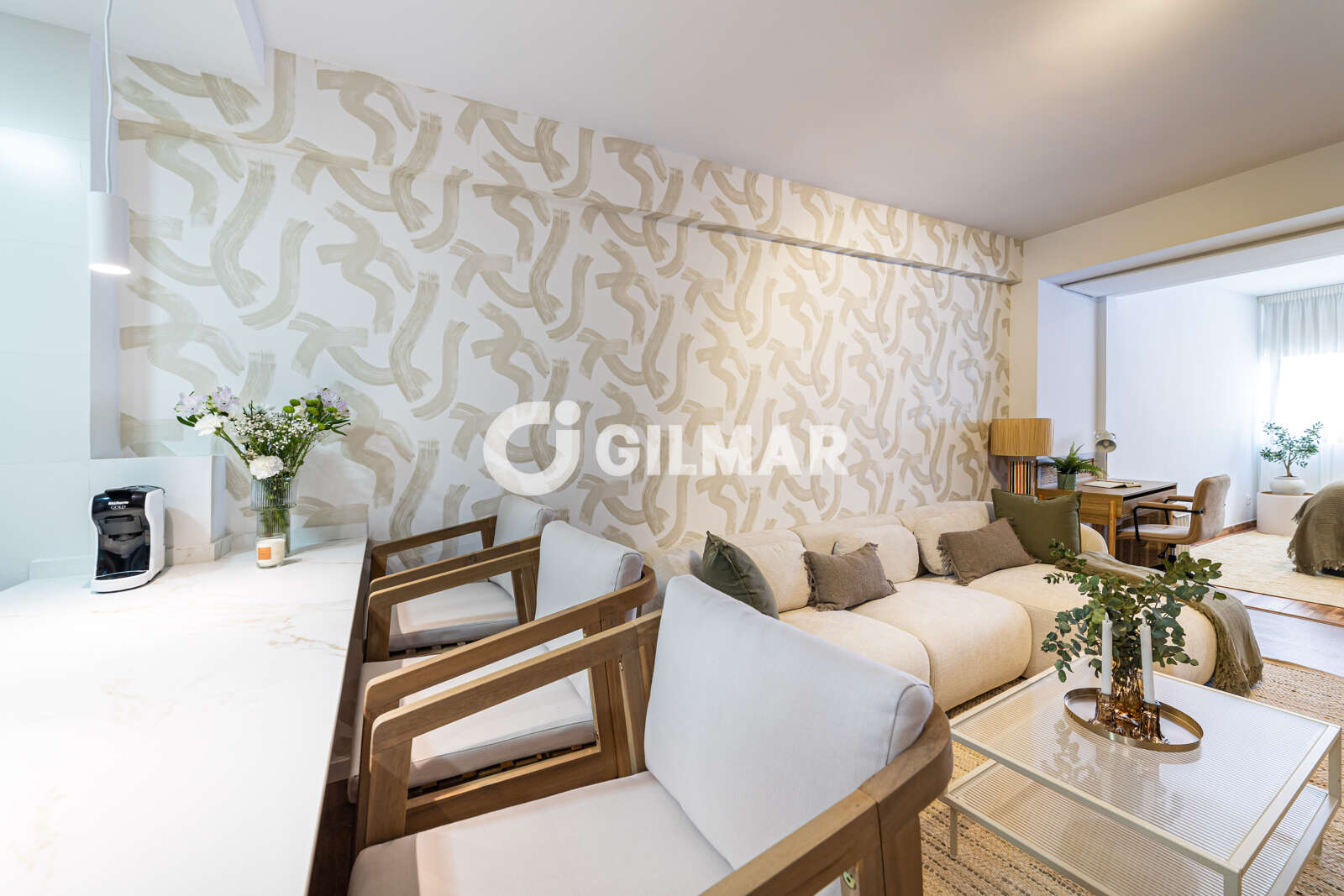 Property slider Gilmar
