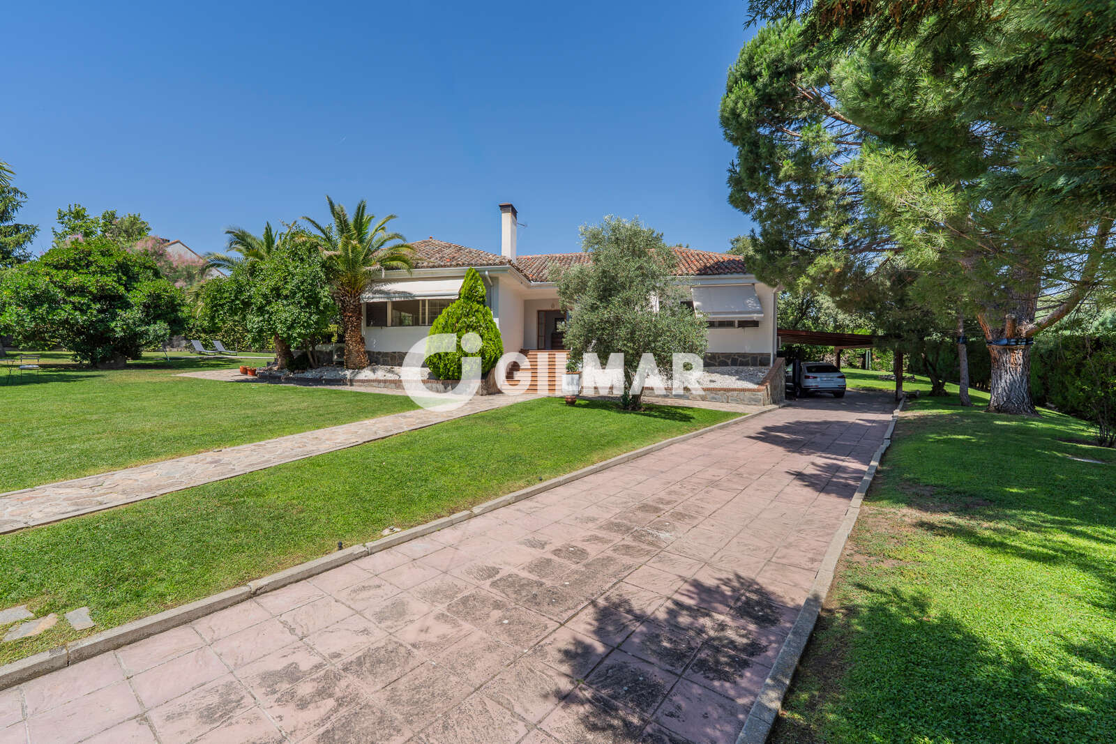 Property slider Gilmar