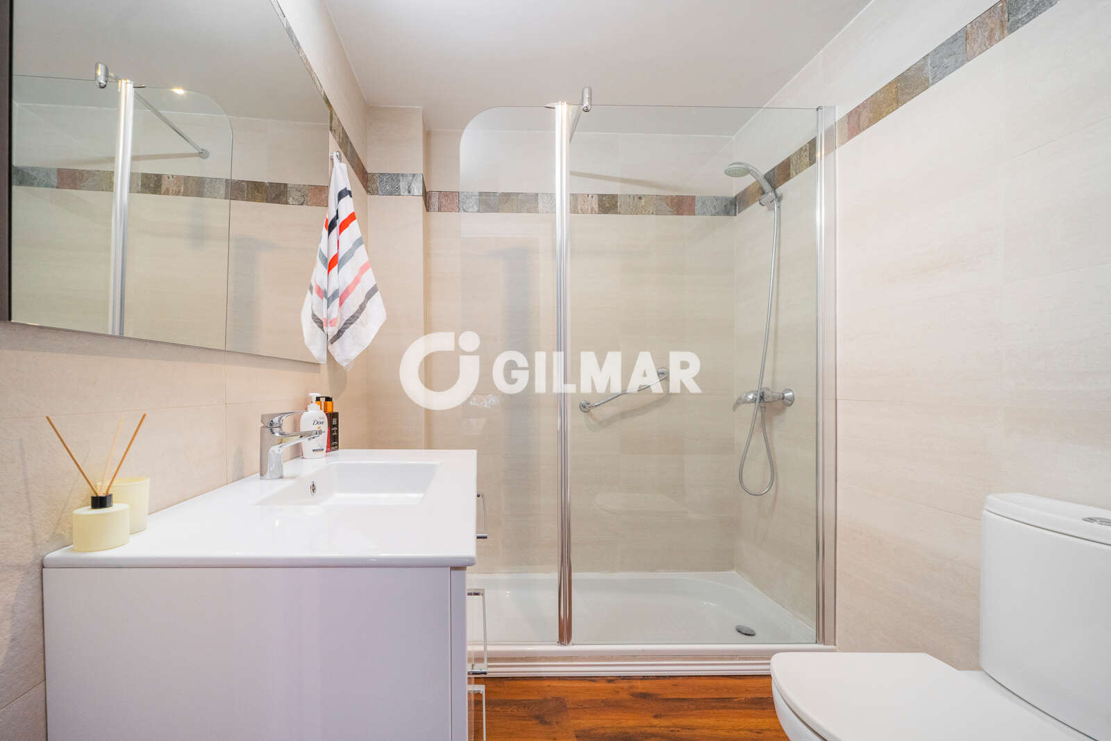 Property slider Gilmar